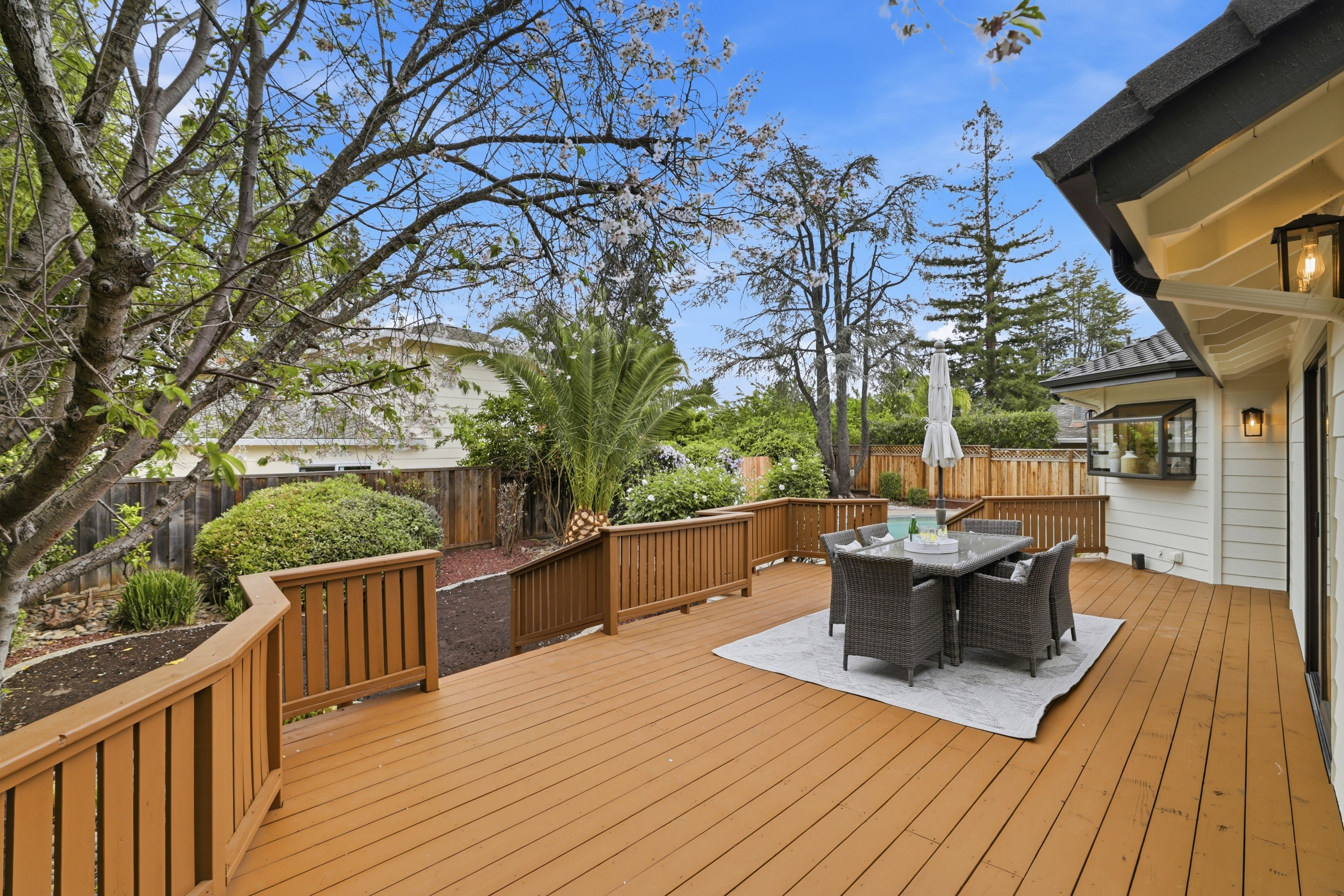  Great Almaden Valley Two-Story - 物件實景