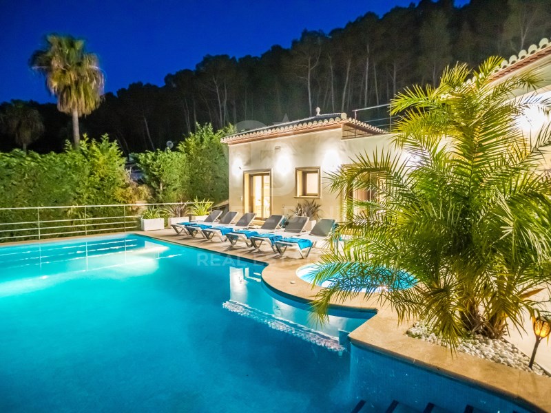 Alicante, J?vea / X?bia, Monta?ar-El Arenal Alican, Jávea / Xàbia, Comunidad Valenciana, ES, 4 Bedrooms Bedrooms, ,4 BathroomsBathrooms,Residential,For Sale,Alicante, J?vea / X?bia, Monta?ar-El Arenal Alican,1511138