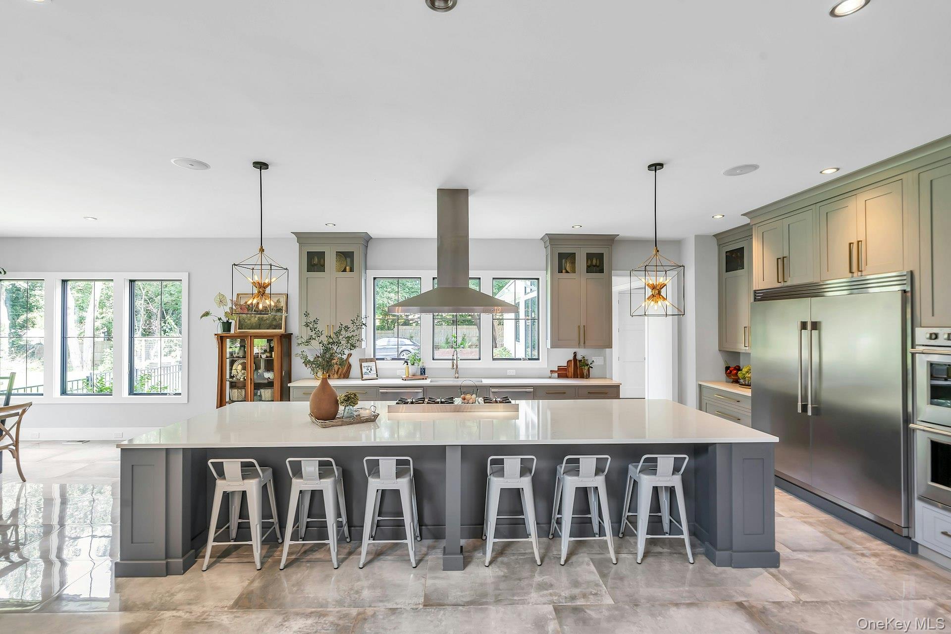  712 Hubbard Avenue, Aquebogue, NY, 11901 - 物件實景