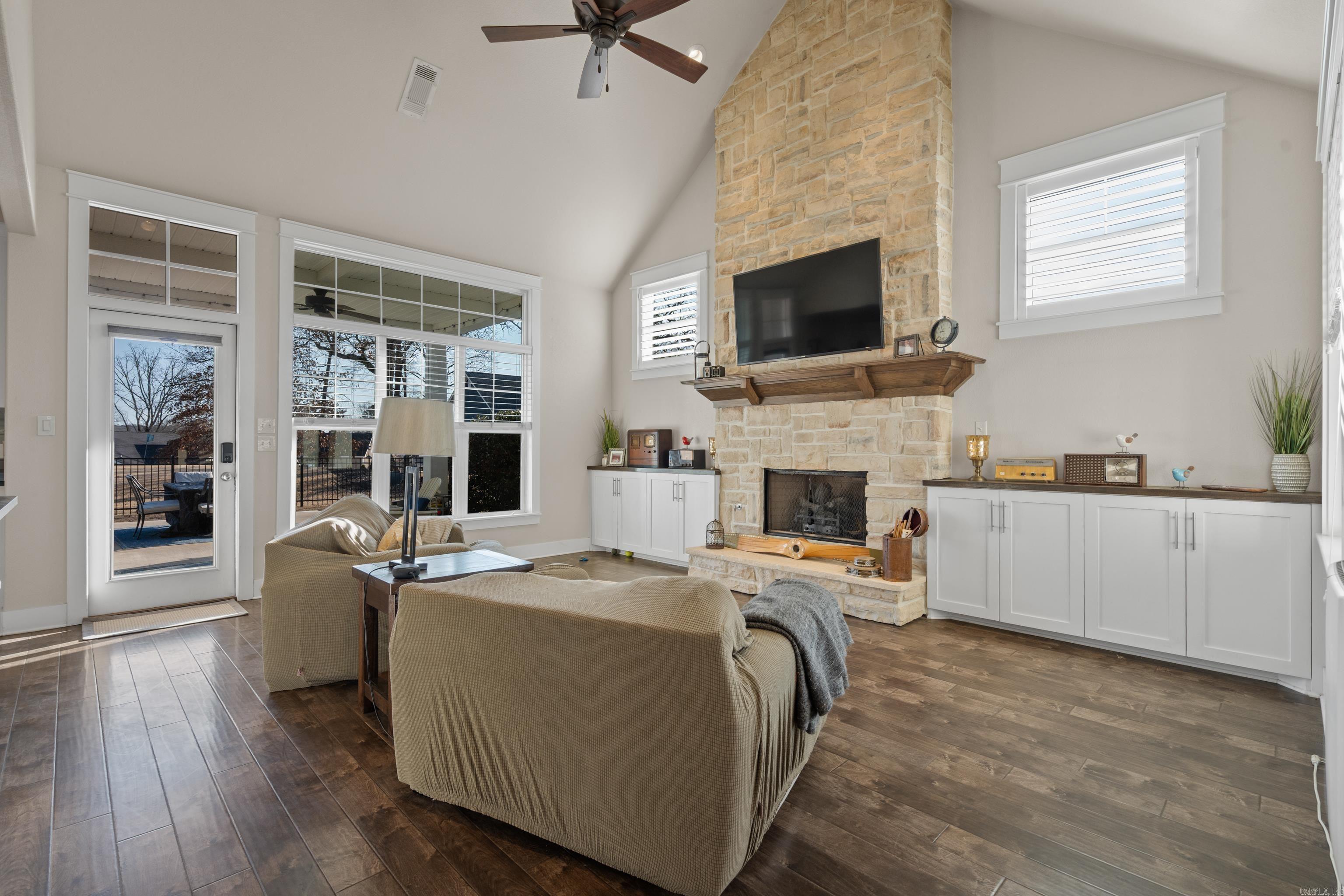 Hot Springs, Arkansas, 71913, United States, 4 Bedrooms Bedrooms, ,4 BathroomsBathrooms,Residential,For Sale,2019314