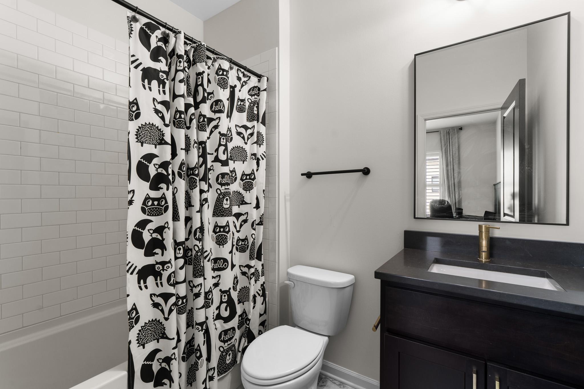  End-Unit Townhome in Premier BeltLine Community - 物件實景