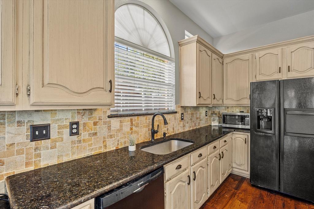 Rockwall, Texas, 75087, United States, 5 Bedrooms Bedrooms, ,4 BathroomsBathrooms,Residential,For Sale,1838484