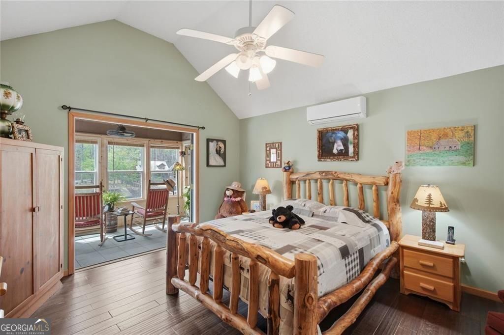 Ellijay, Georgia, 30540, United States, 3 Bedrooms Bedrooms, ,3 BathroomsBathrooms,Residential,For Sale,2036628
