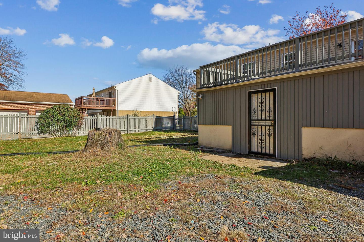 Temple Hills, Maryland, 20748, United States, 5 Bedrooms Bedrooms, ,3 BathroomsBathrooms,Residential,For Sale,1988025