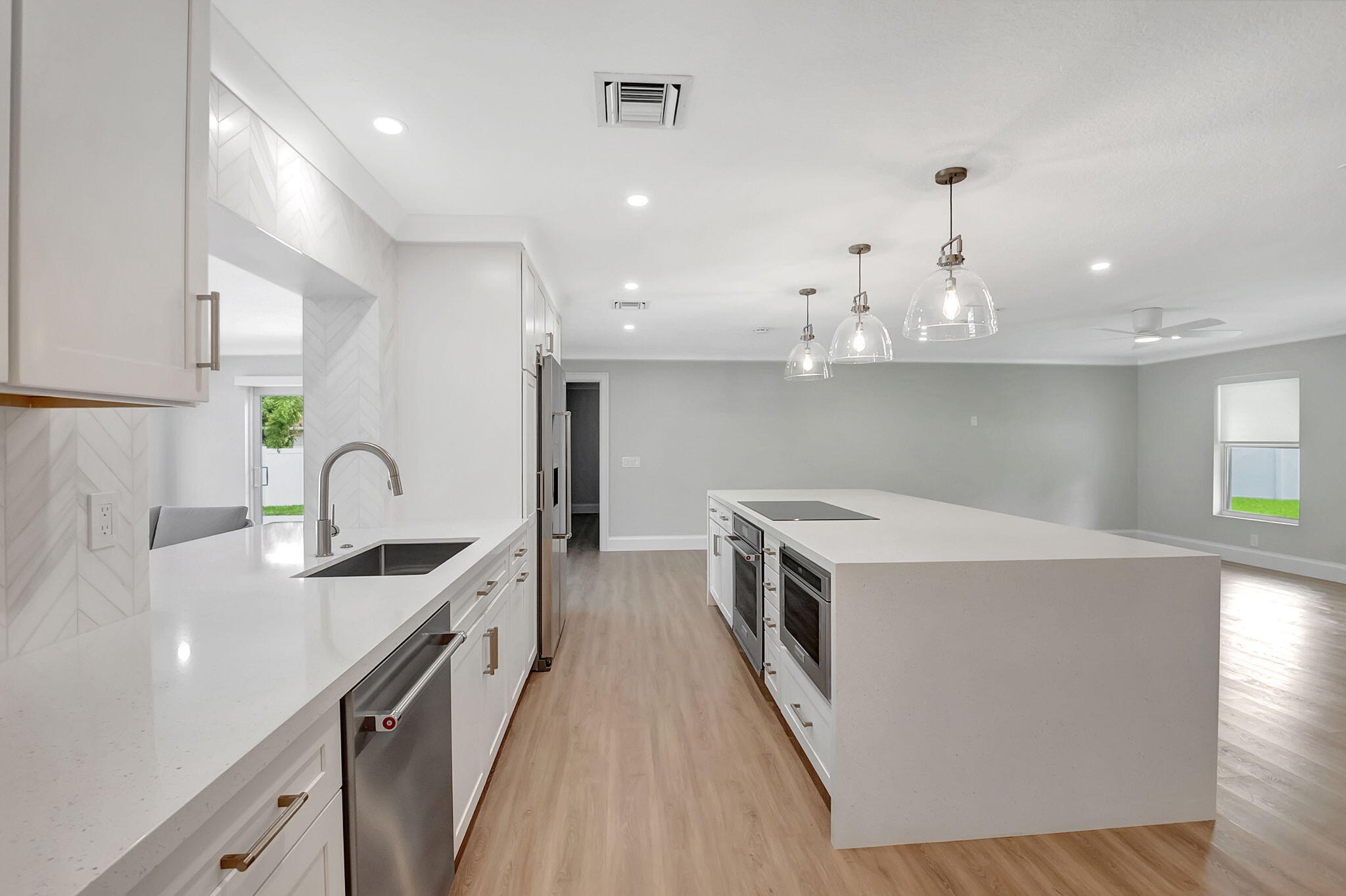 Boynton Beach, Florida, 33435, United States, 3 Bedrooms Bedrooms, ,2 BathroomsBathrooms,Residential,For Sale,1987392