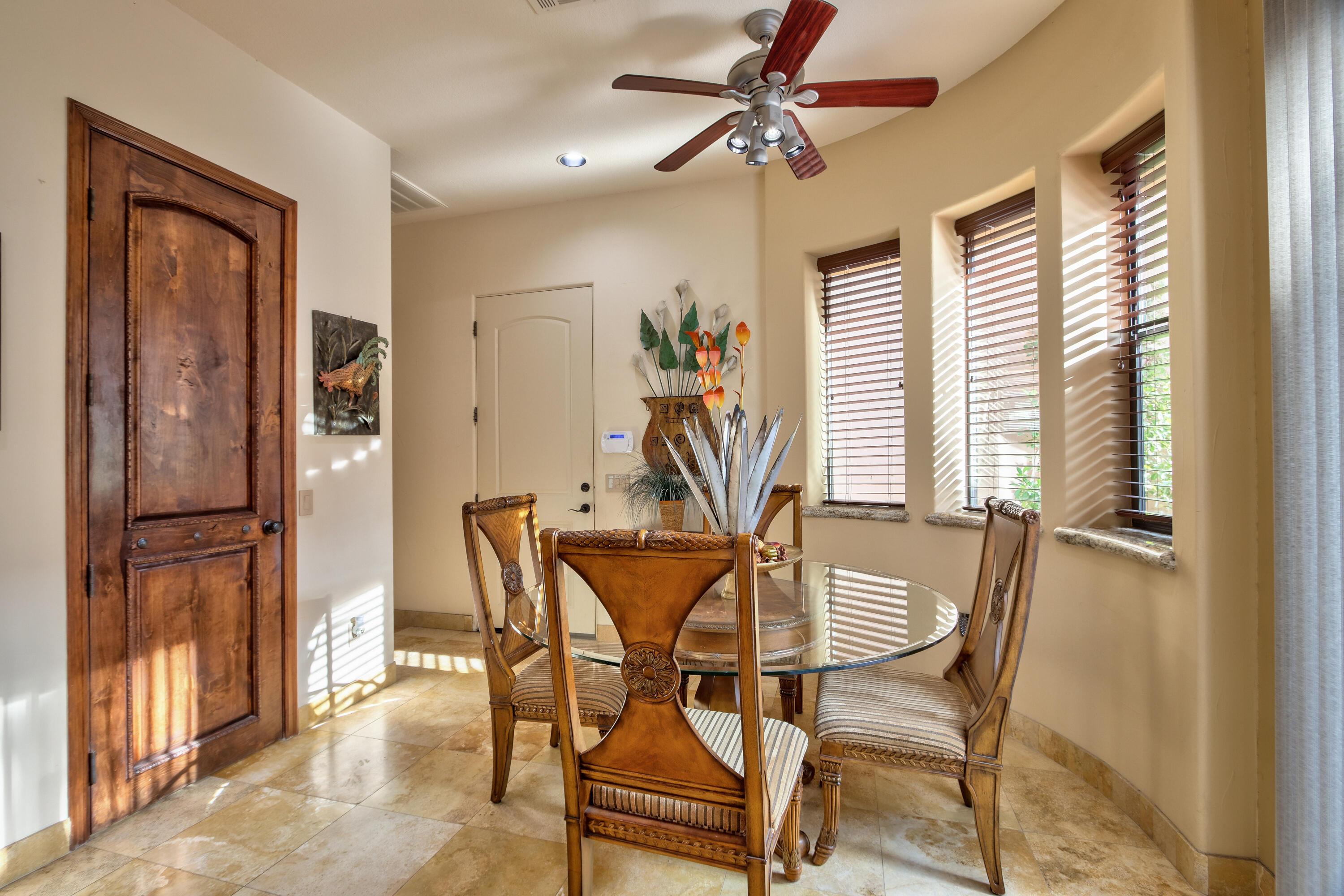 La Quinta, California, 92253, United States, 4 Bedrooms Bedrooms, ,4 BathroomsBathrooms,Residential,For Sale,1940947