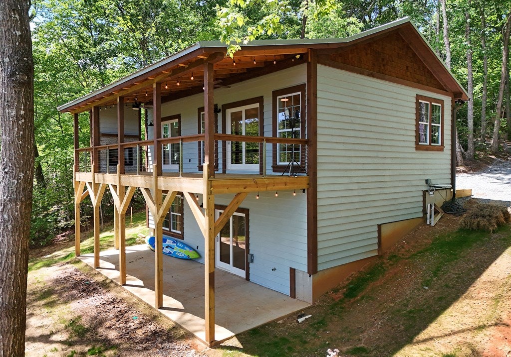 Blue Ridge, Georgia, 30513, United States, 2 Bedrooms Bedrooms, ,2 BathroomsBathrooms,Residential,For Sale,1805607