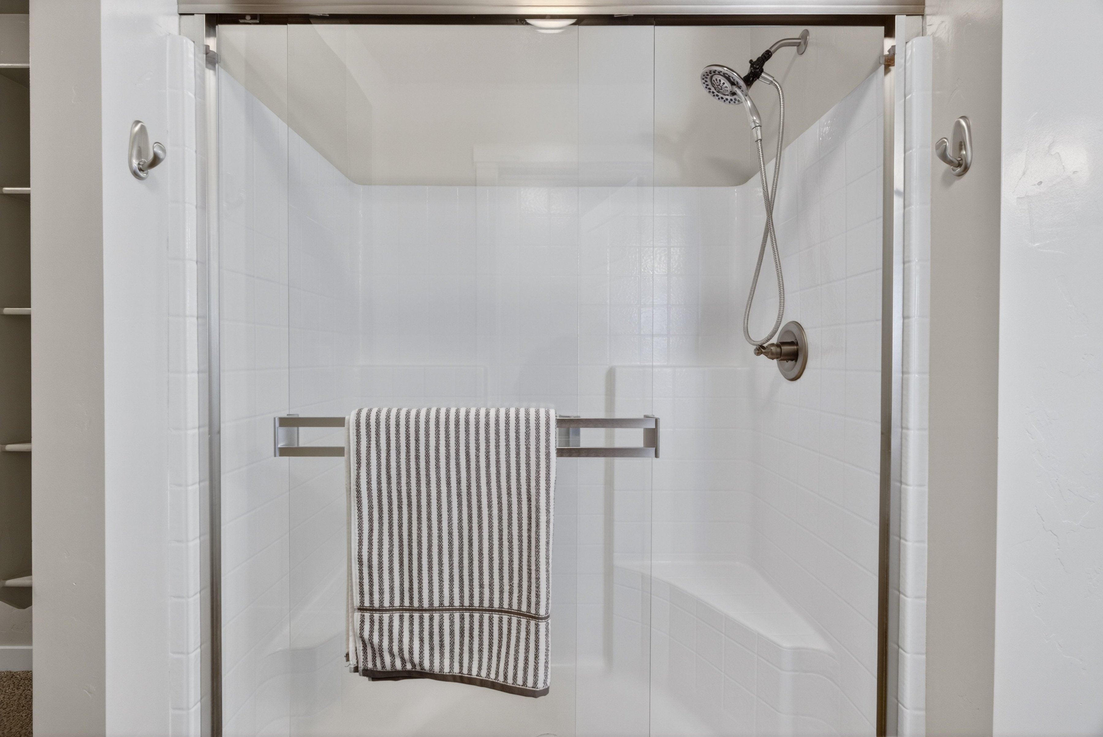  Impeccable Modern Craftsman in Eagle - 物件實景