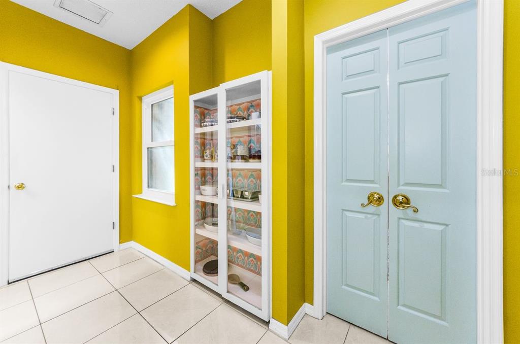 Seminole, Florida, 33777, United States, 4 Bedrooms Bedrooms, ,4 BathroomsBathrooms,Residential,For Sale,1933649