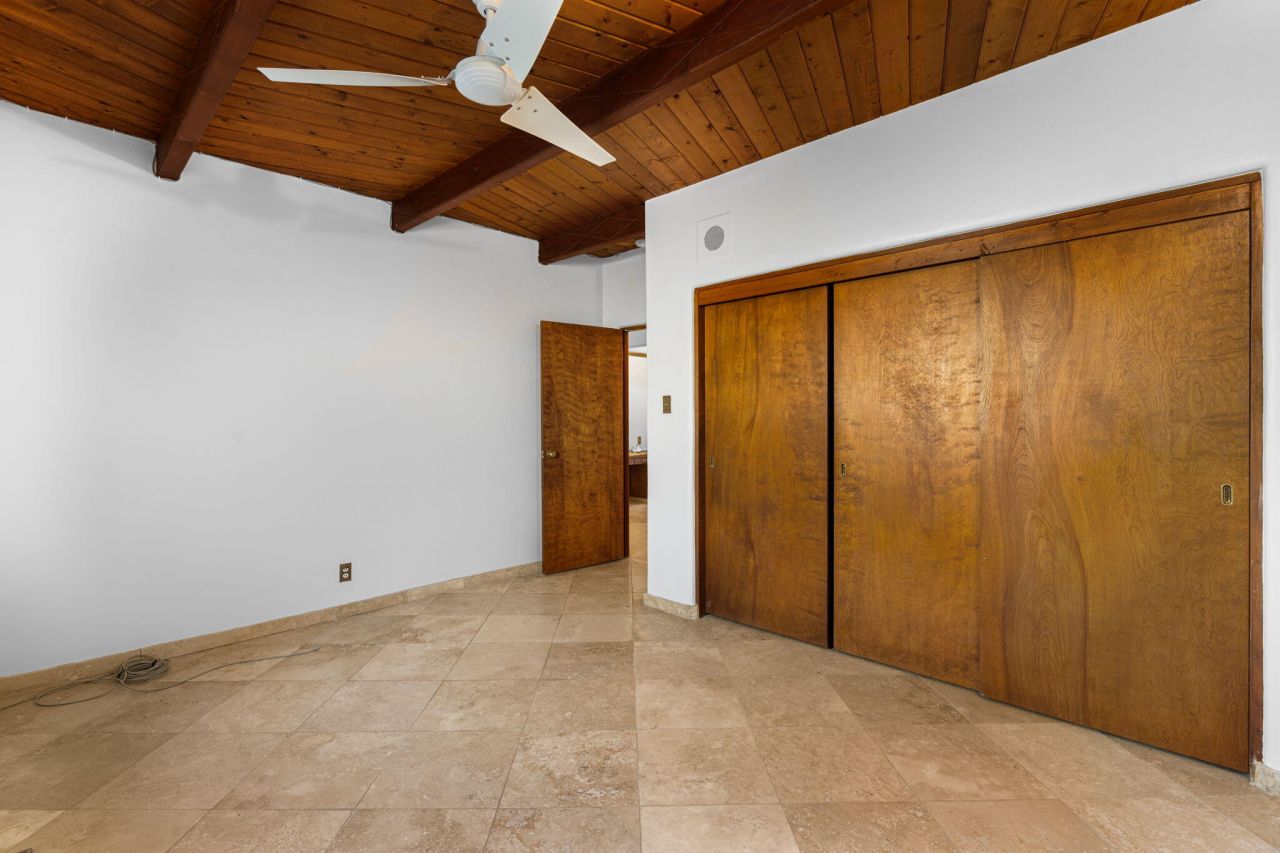 Albuquerque, New Mexico, 87106, United States, 4 Bedrooms Bedrooms, ,5 BathroomsBathrooms,Residential,For Sale,1896146