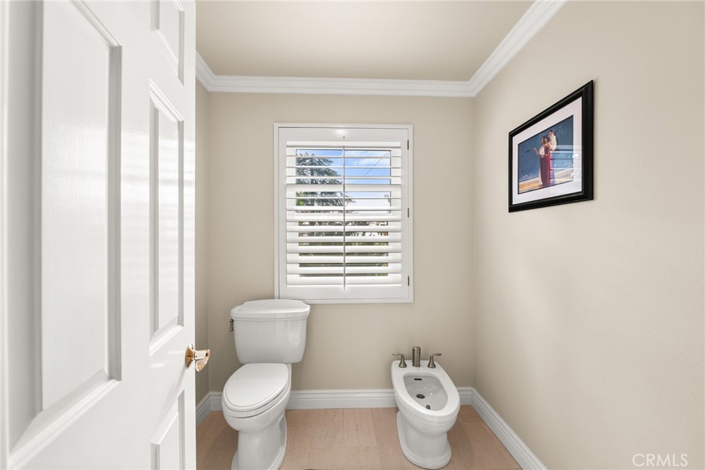 Upland, California, 91784, United States, 5 Bedrooms Bedrooms, ,6 BathroomsBathrooms,Residential,For Sale,2016582