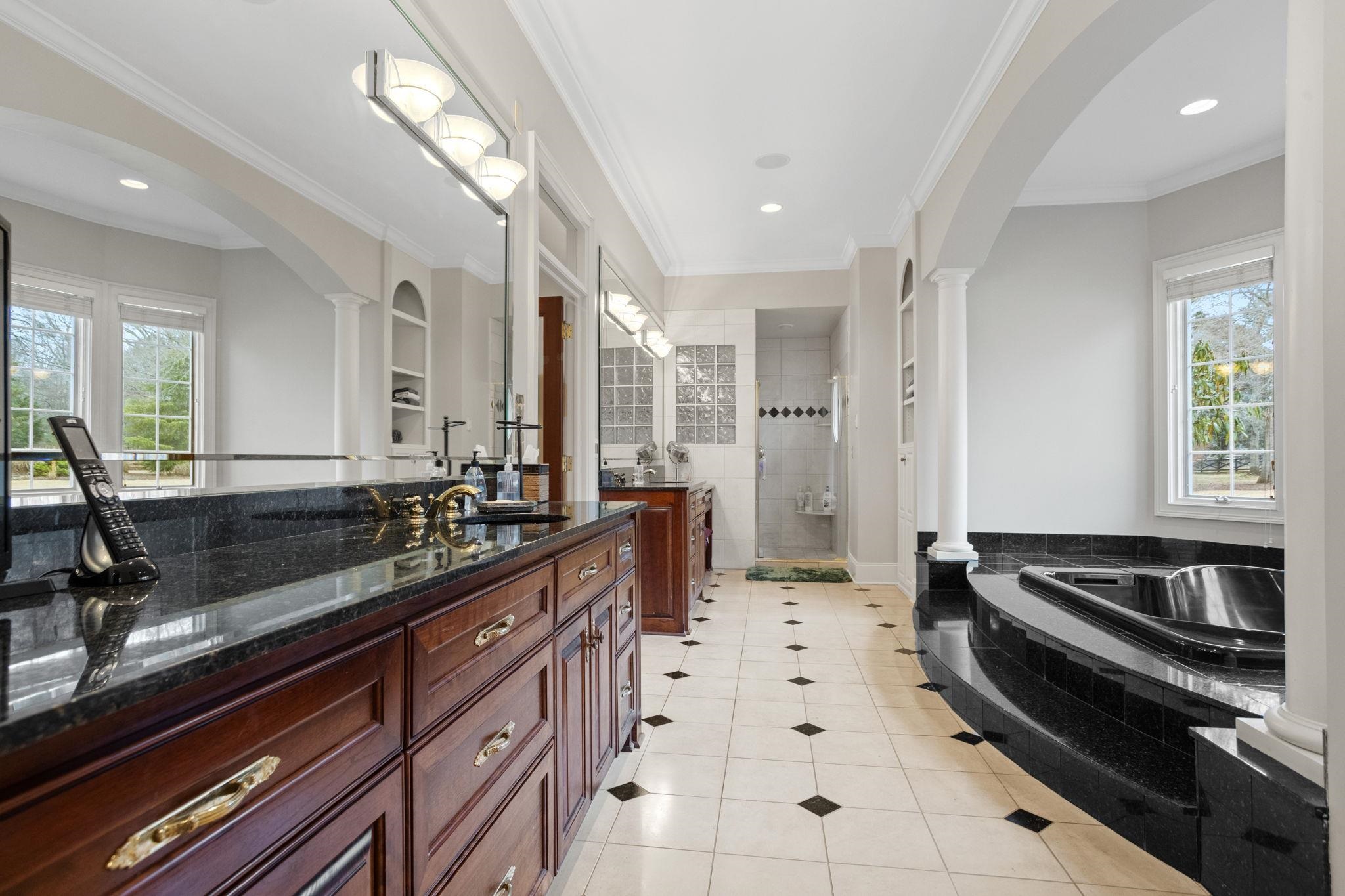 Spartanburg, South Carolina, 29301, United States, 5 Bedrooms Bedrooms, ,7 BathroomsBathrooms,Residential,For Sale,2008167