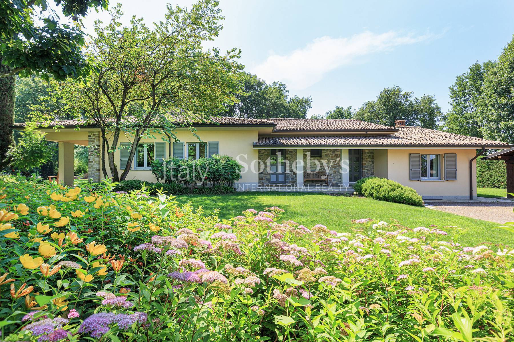  Villa with swimming pool and private woodland in the Trebbia Valley, south of - 物件實景