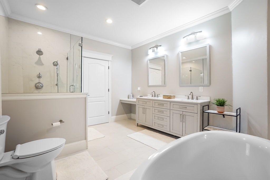 Newton, Massachusetts, 02460, United States, 4 Bedrooms Bedrooms, ,5 BathroomsBathrooms,Residential,For Sale,1982724