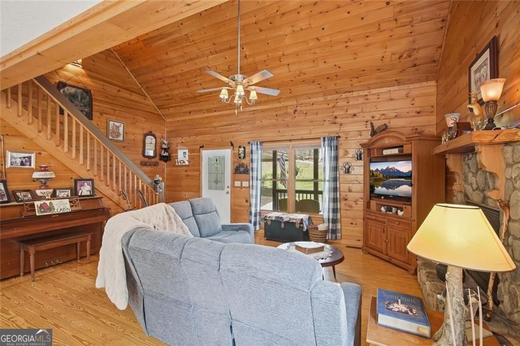 Ellijay, Georgia, 30540, United States, 3 Bedrooms Bedrooms, ,3 BathroomsBathrooms,Residential,For Sale,2036628