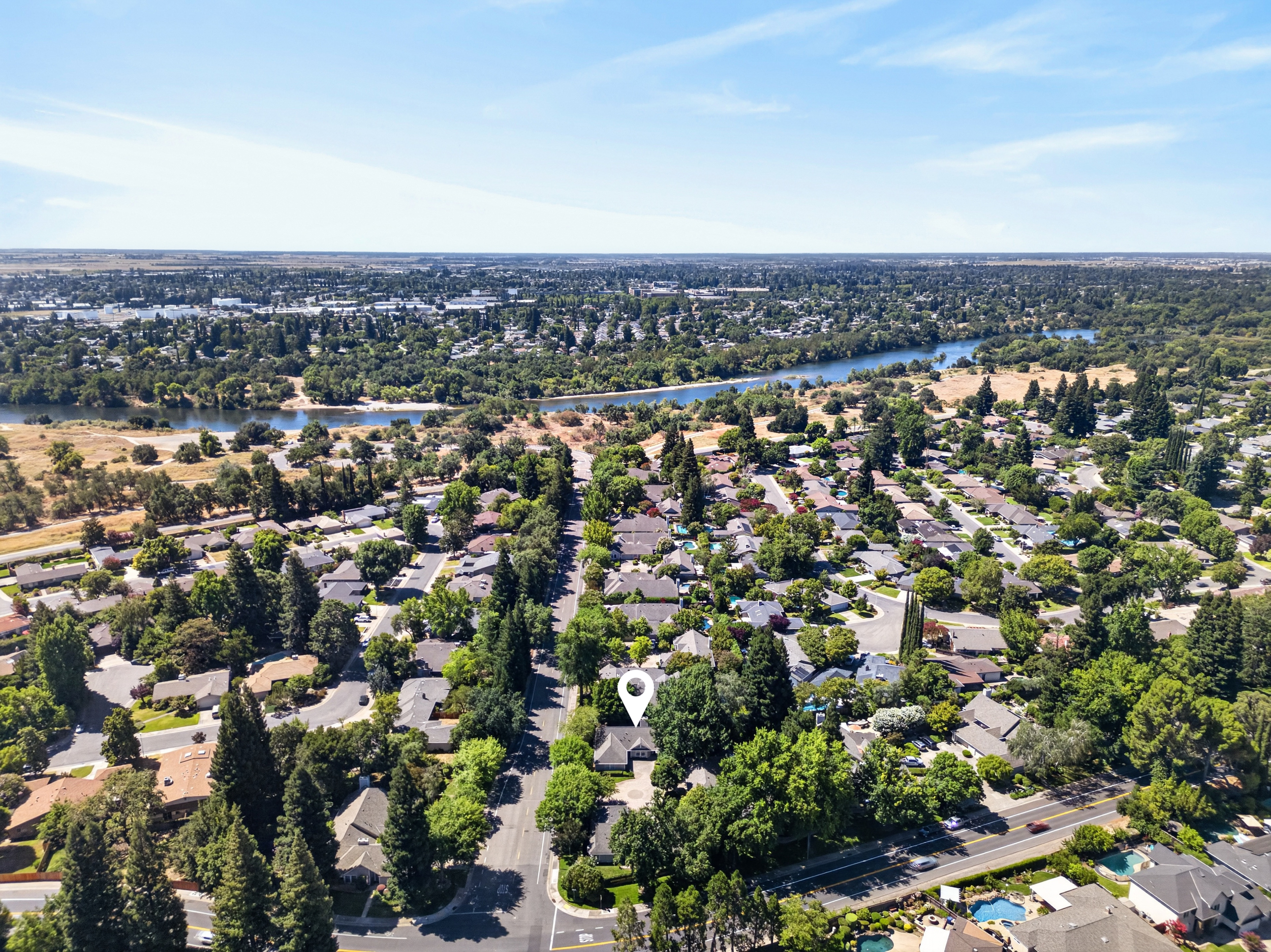  1073 Harrington Way, Carmichael, CA 95608 - 物件實景