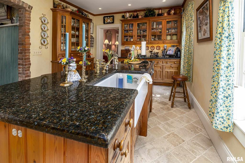 Marion, Illinois, 62959, United States, 3 Bedrooms Bedrooms, ,Residential,For Sale,1779603