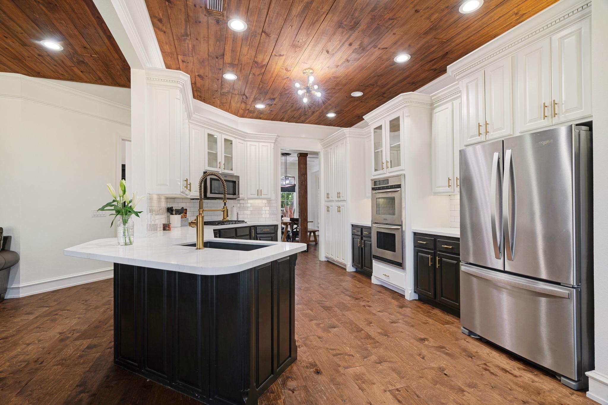 Paris, Texas, 75462, United States, 5 Bedrooms Bedrooms, ,4 BathroomsBathrooms,Residential,For Sale,1977755