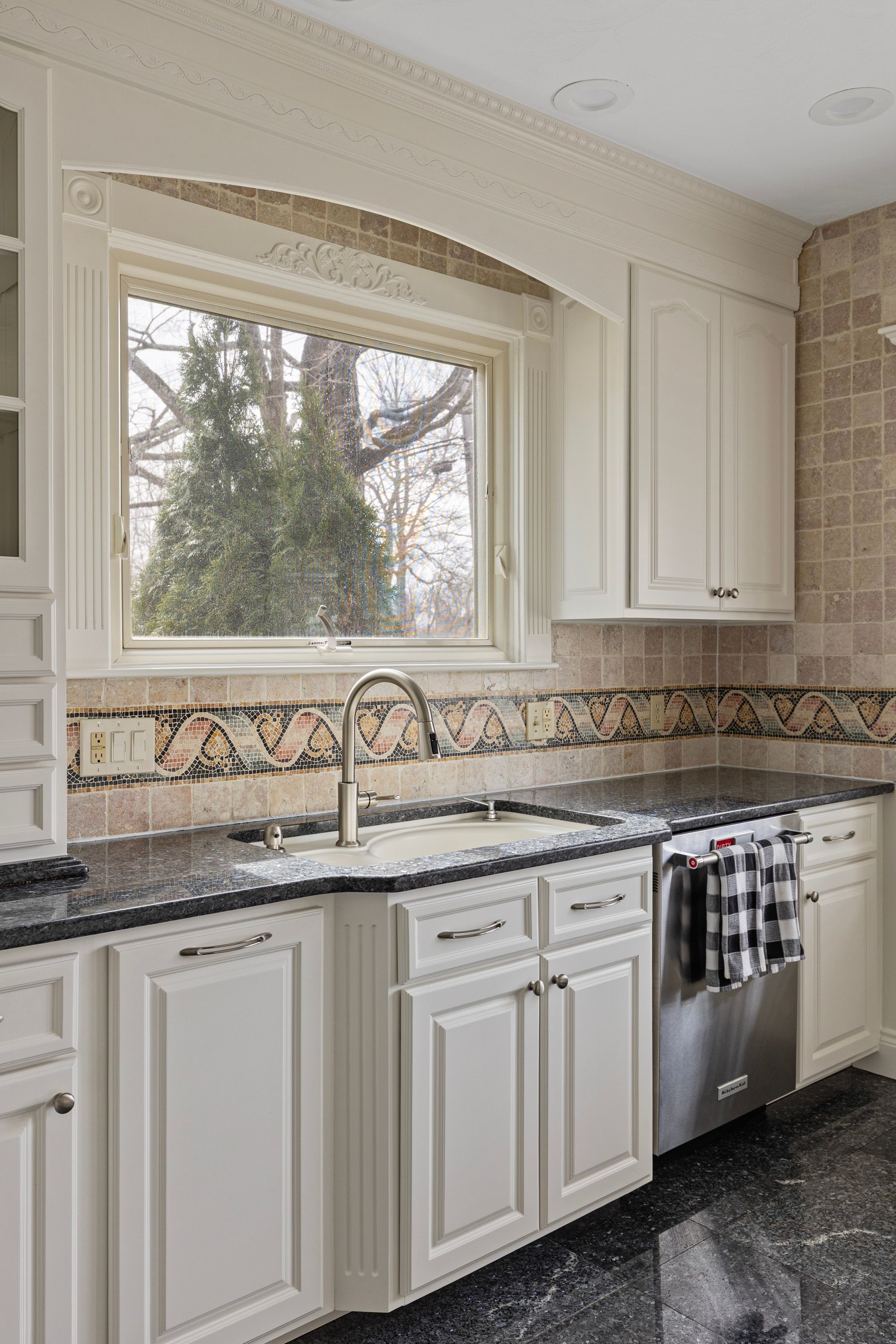  27 Old Upton Rd, Grafton, MA 01519 - 物件實景