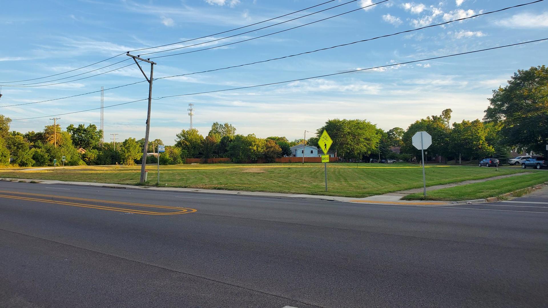 Waukegan, Illinois, 60085, United States, ,Land,For Sale,1976243