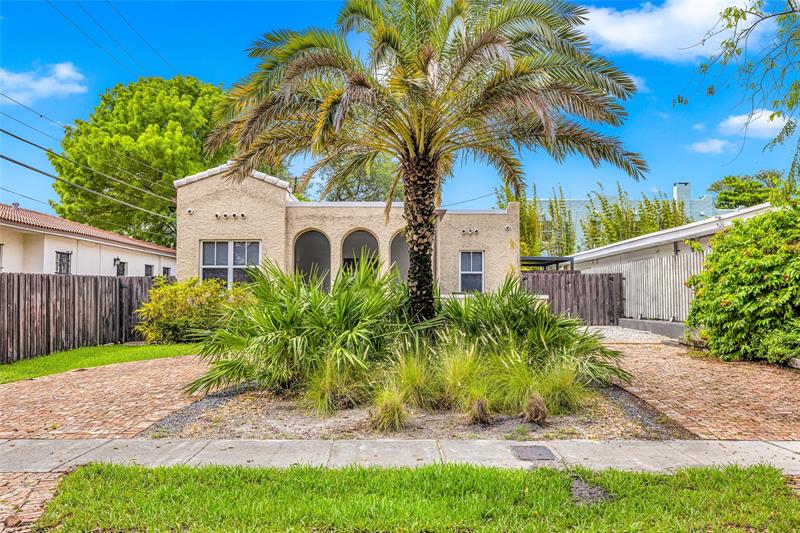 Fort Lauderdale, Florida, 33316, United States, 2 Bedrooms Bedrooms, ,1 BathroomBathrooms,Residential,For Sale,1875585