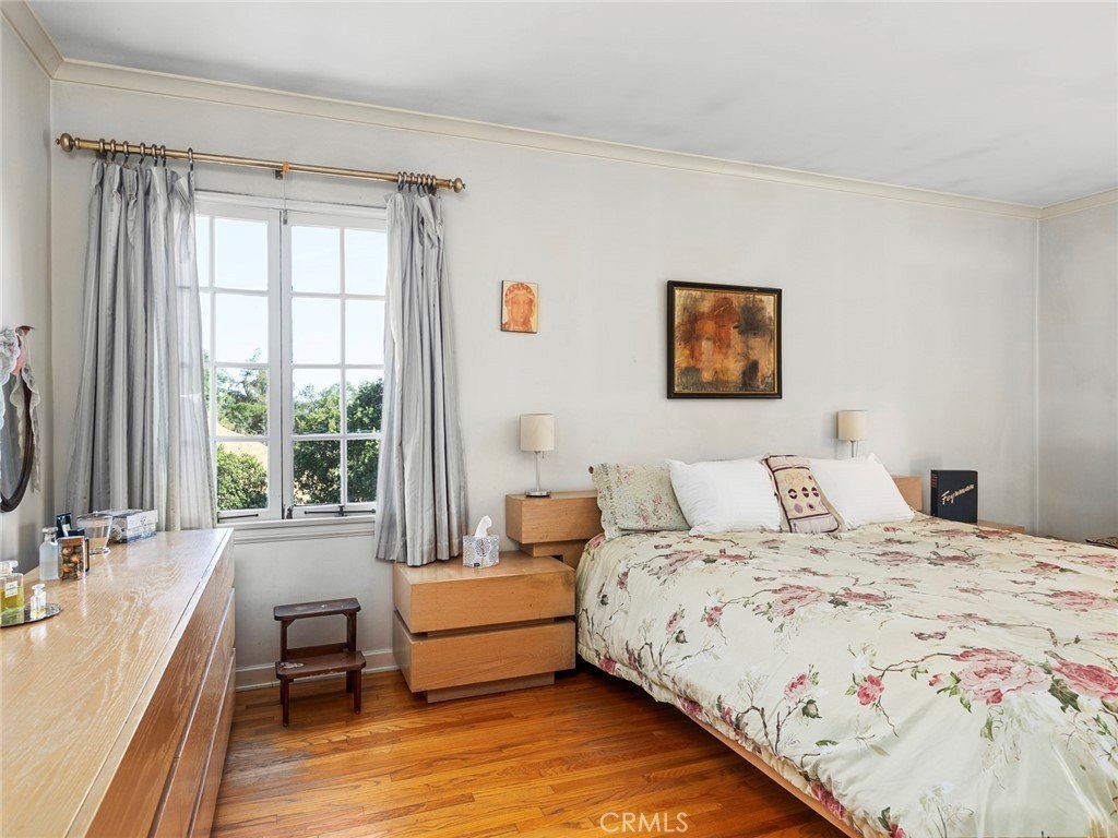 Glendale, California, 91207, United States, 4 Bedrooms Bedrooms, ,3 BathroomsBathrooms,Residential,For Sale,1910492