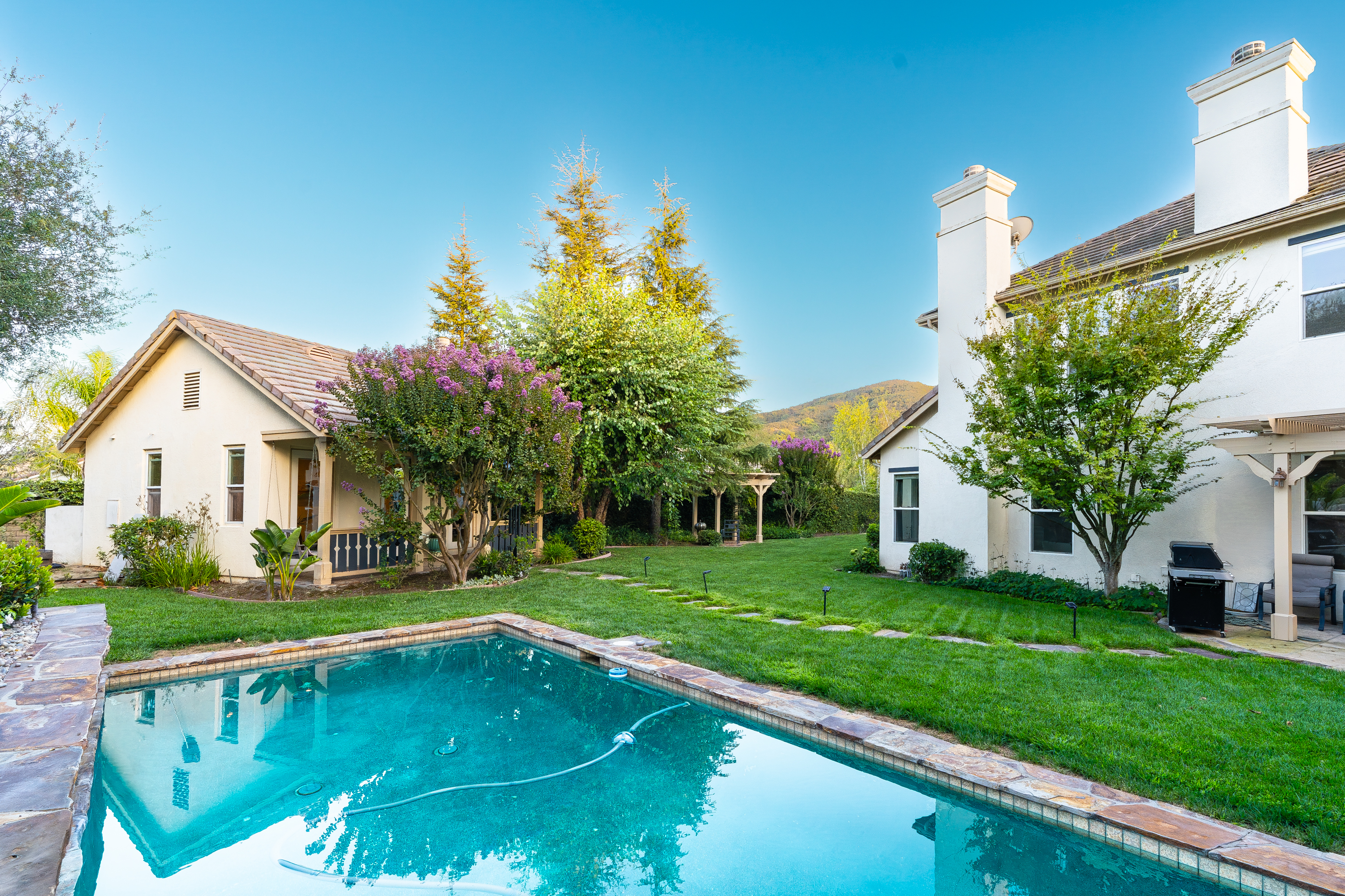 Via Mira Flores , Newbury Park, CA 91320 #1
