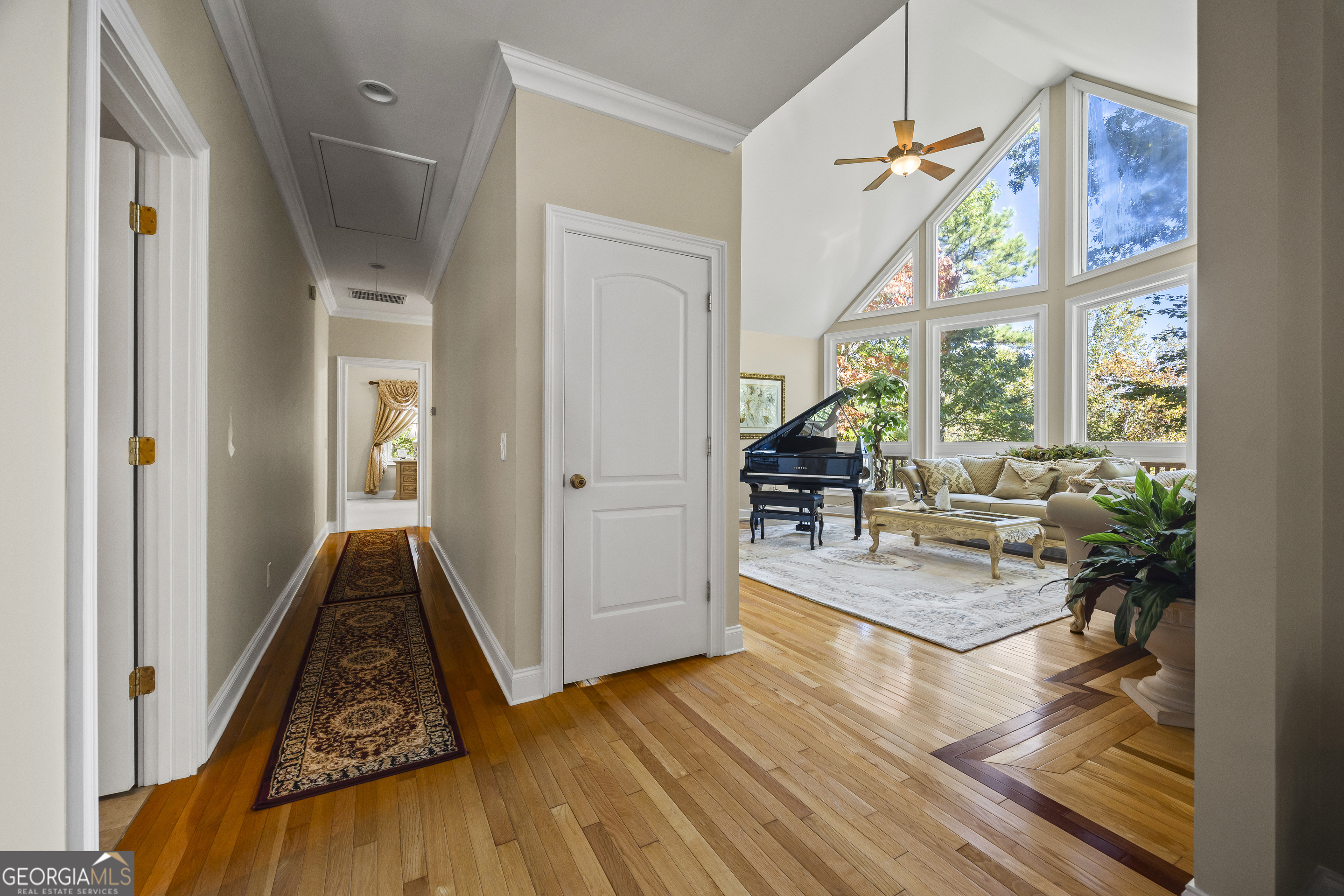 Helen, Georgia, 30545, United States, 3 Bedrooms Bedrooms, ,3 BathroomsBathrooms,Residential,For Sale,1983913