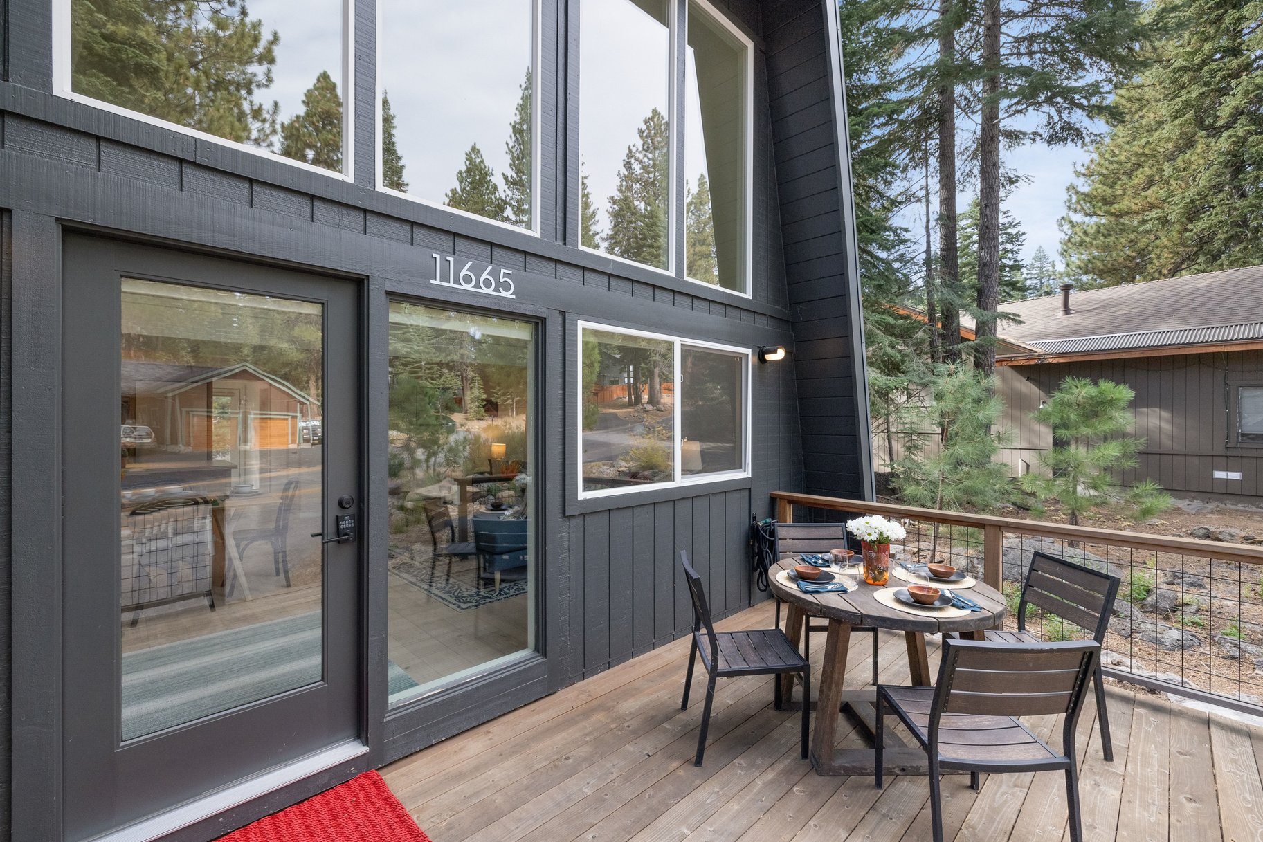 Modern Mountain Retreat Backing to Forest Service Land - 物件實景