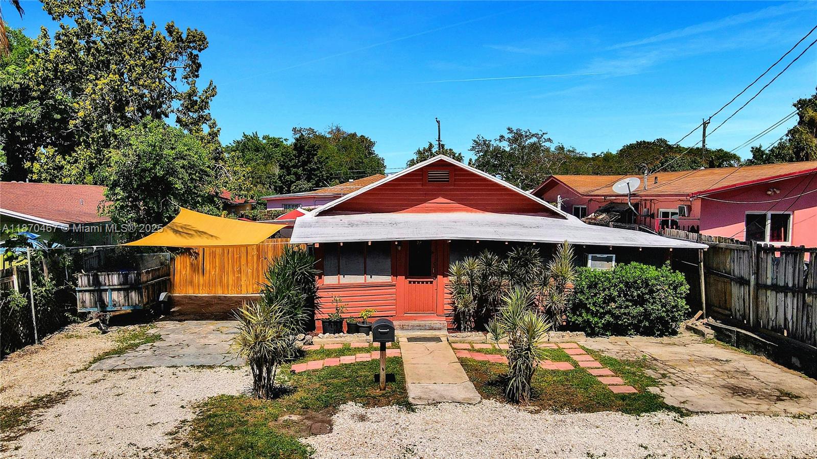 Miami, Florida, 33137, United States, 3 Bedrooms Bedrooms, ,2 BathroomsBathrooms,Residential,For Sale,1950429