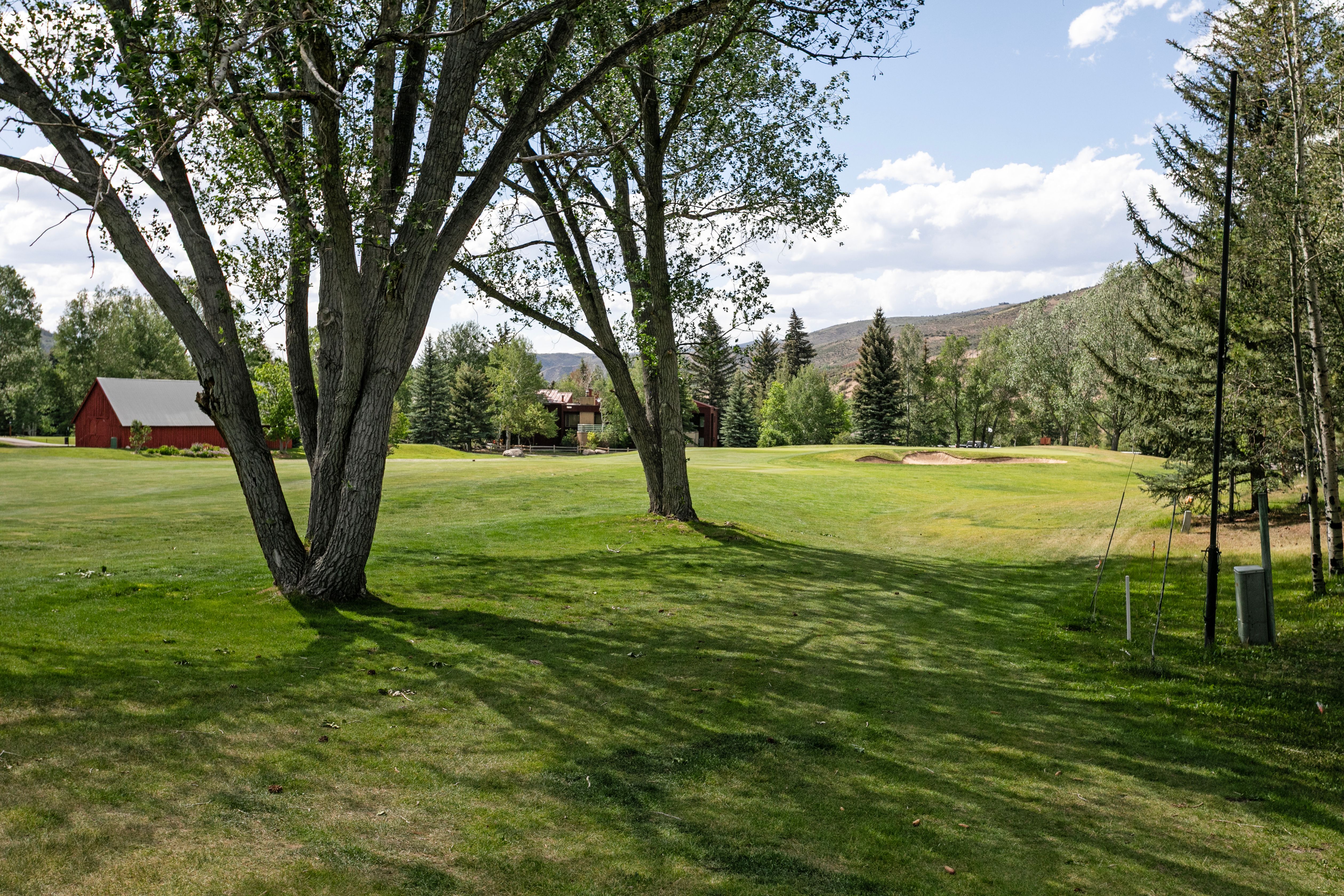  Sunny South-facing Home on the 2nd hole of EagleVail Golf Course - 物件實景