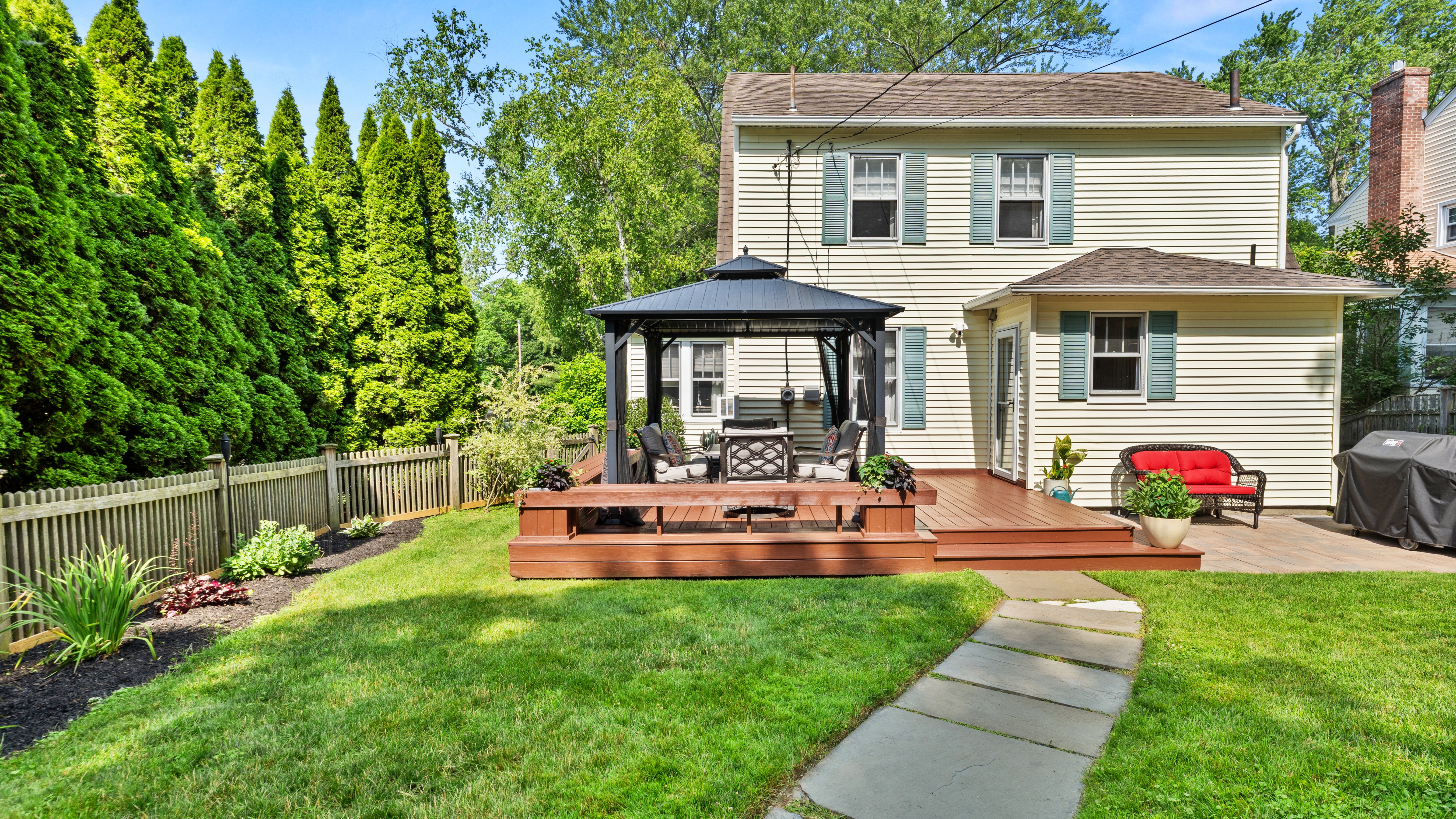  Turnkey Colonial Charm in Southeast Pittsfield - 物件實景