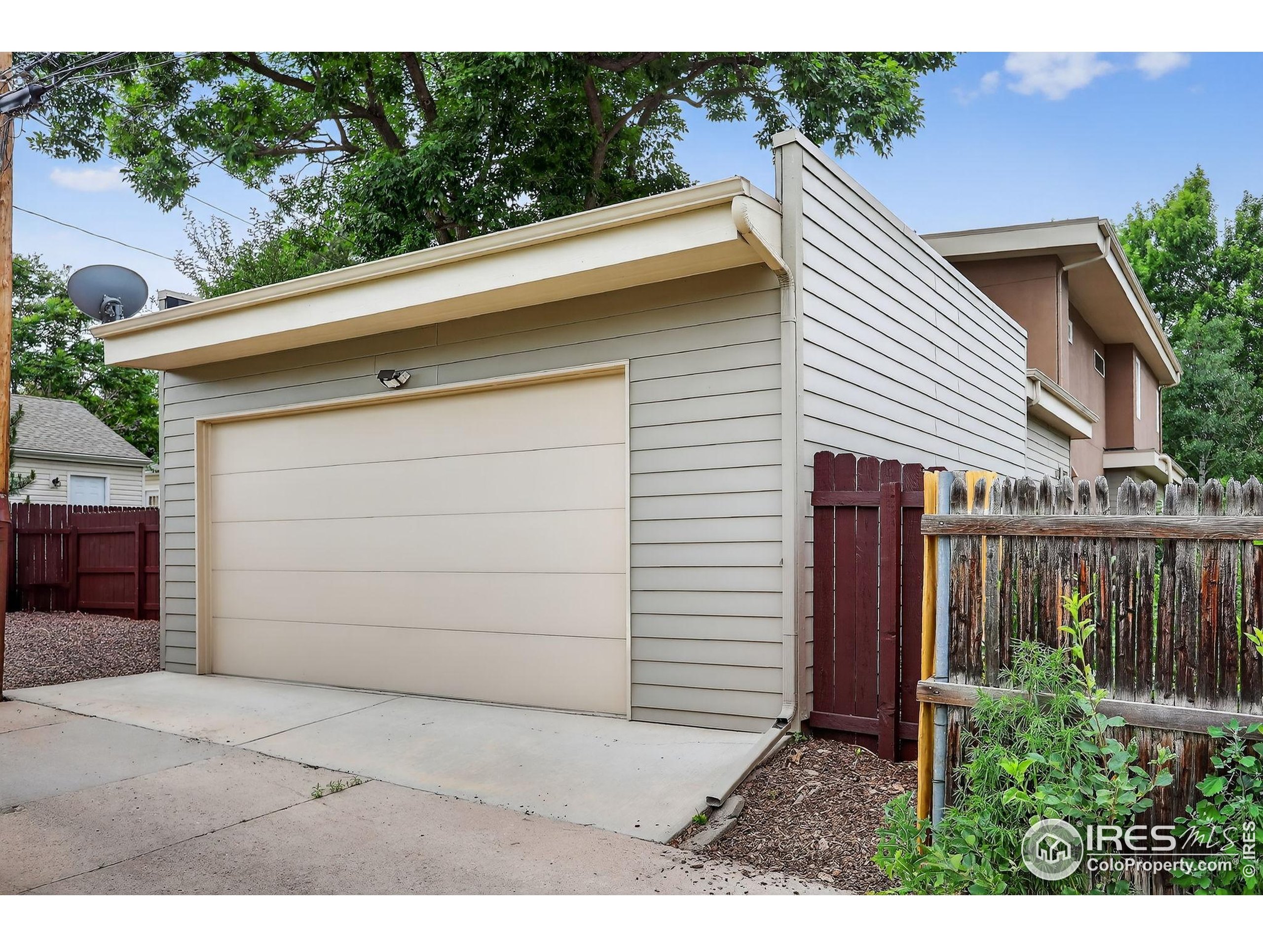Denver, Colorado, 80210, United States, 4 Bedrooms Bedrooms, ,2 BathroomsBathrooms,Residential,For Sale,1950739