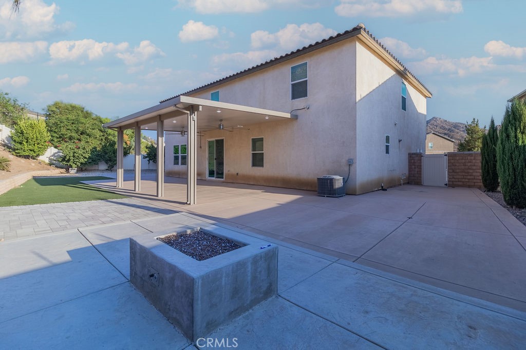 Riverside, California, 92507, United States, 5 Bedrooms Bedrooms, ,3 BathroomsBathrooms,Residential,For Sale,1983379