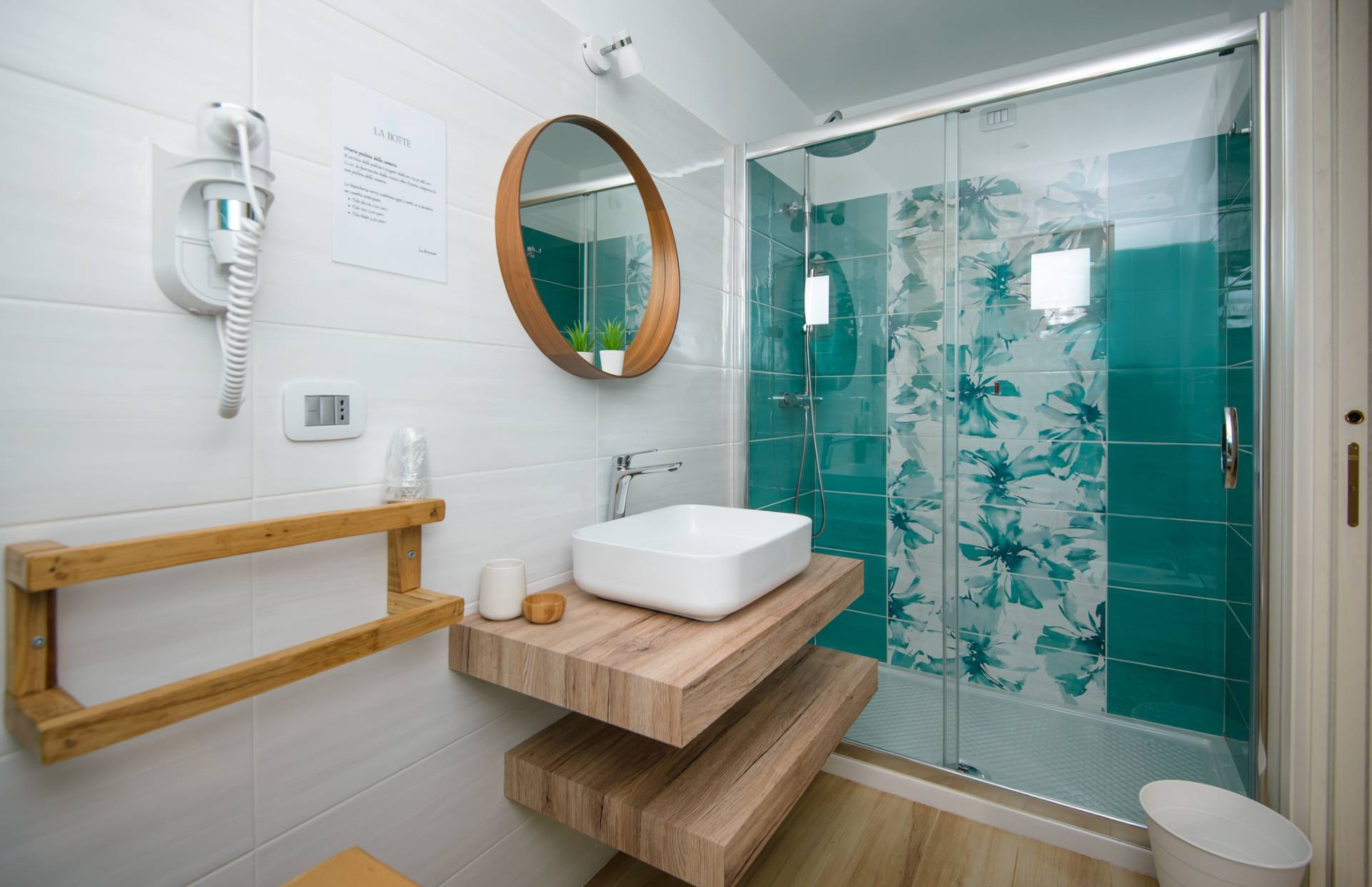 Via Calvario, Giurdignano, Lecce, 73020, IT, 10 Bedrooms Bedrooms, ,12 BathroomsBathrooms,Residential,For Sale,Via Calvario,1673228