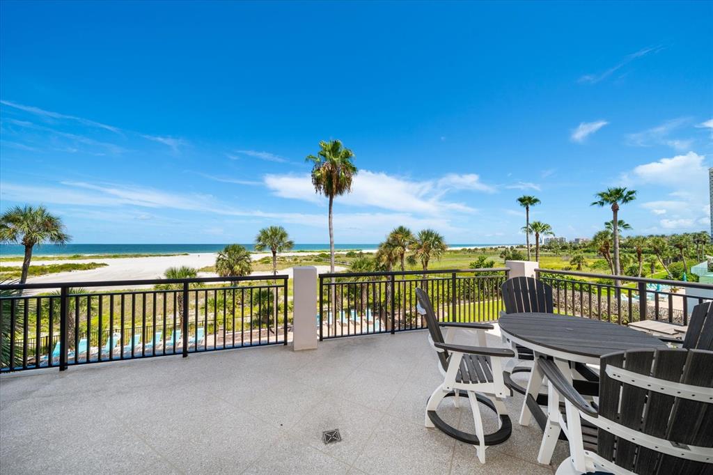 Clearwater Beach, Florida, 33767, United States, 2 Bedrooms Bedrooms, ,2 BathroomsBathrooms,Residential,For Sale,1912090