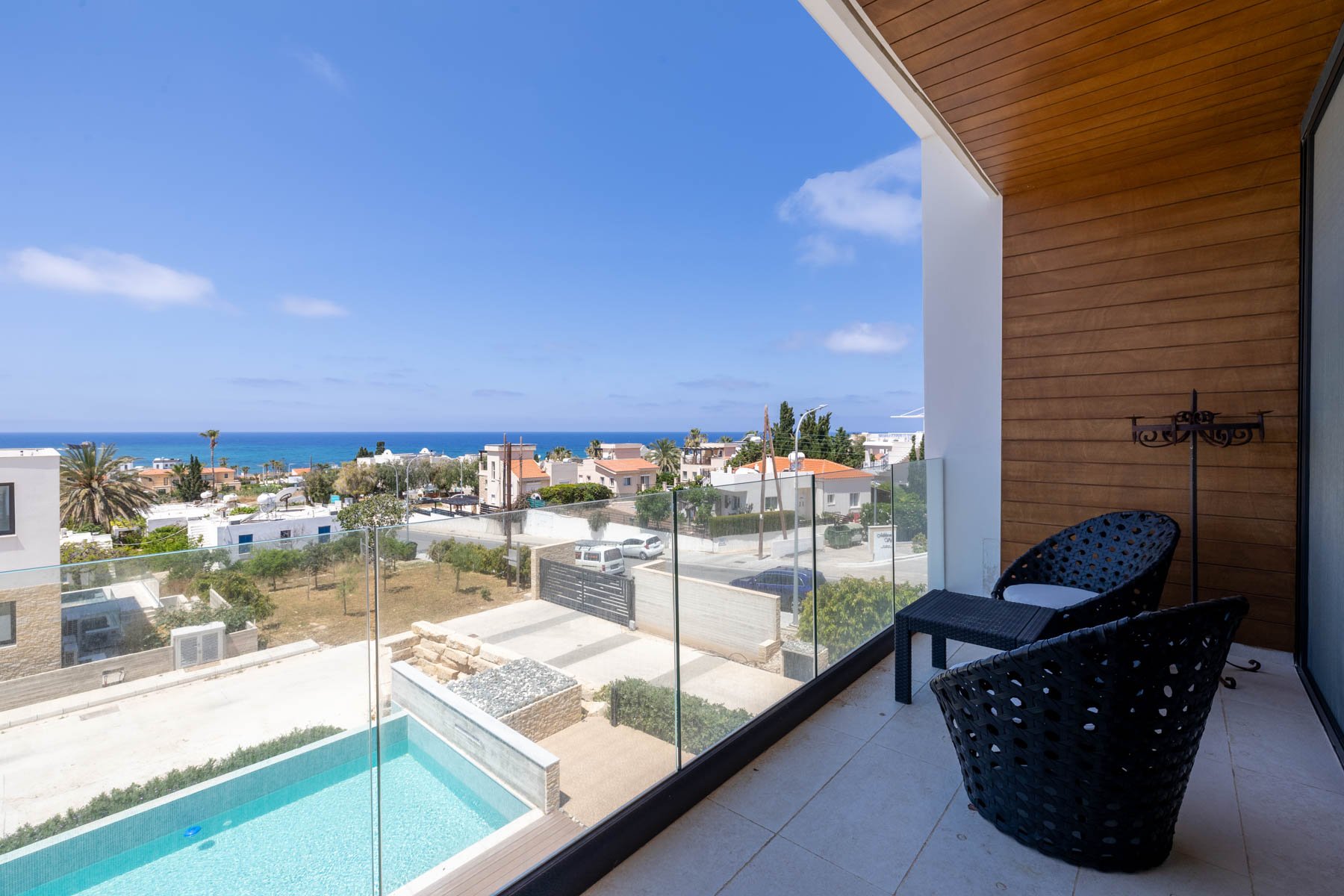  3-Bedroom Sea View Penthouse with Private Roof Terrace in Chloraka, Pafos - 物件實景