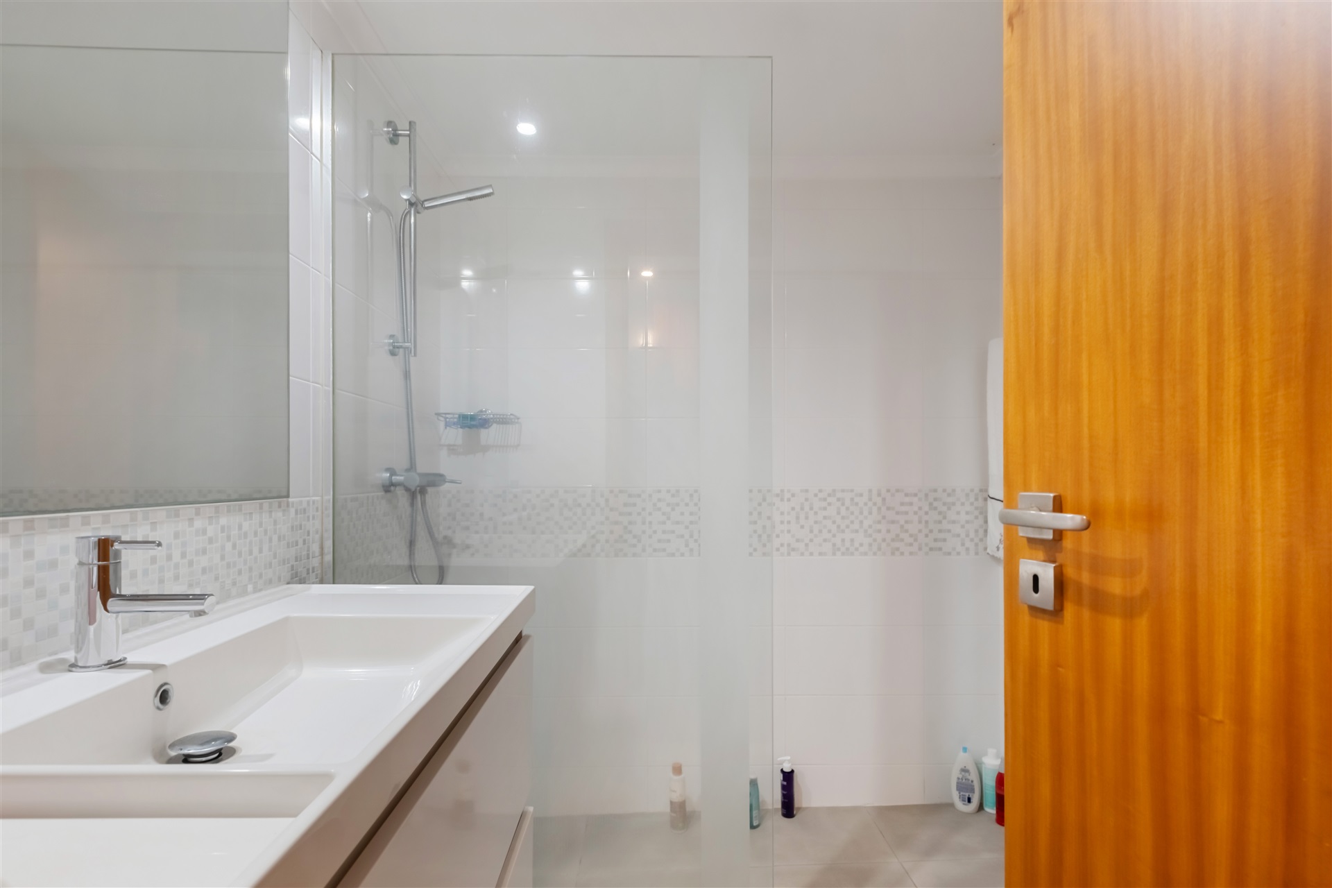  House, 6 bedrooms, for Sale - 物件實景