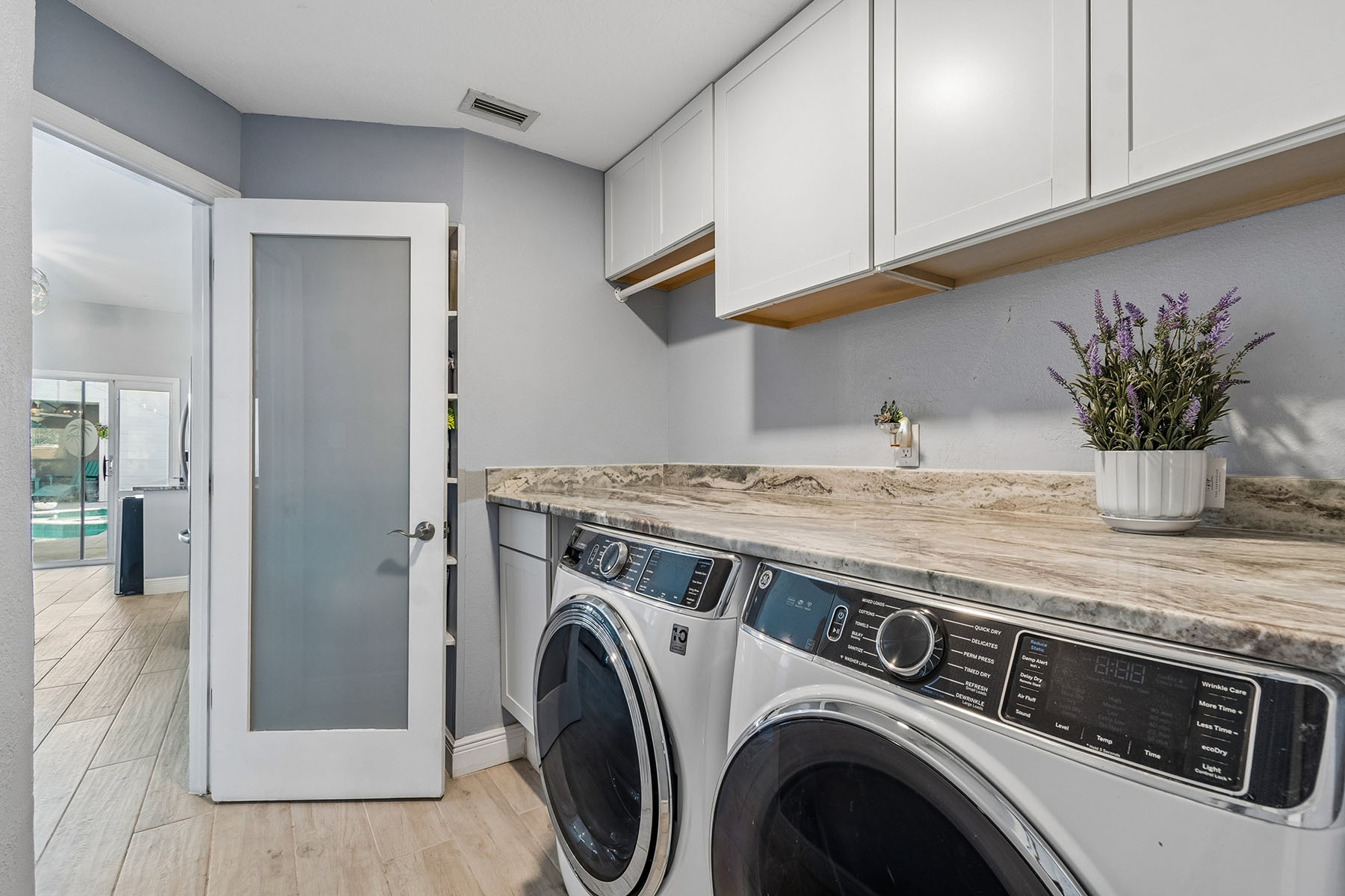  LAKE PADGETT - 物件實景