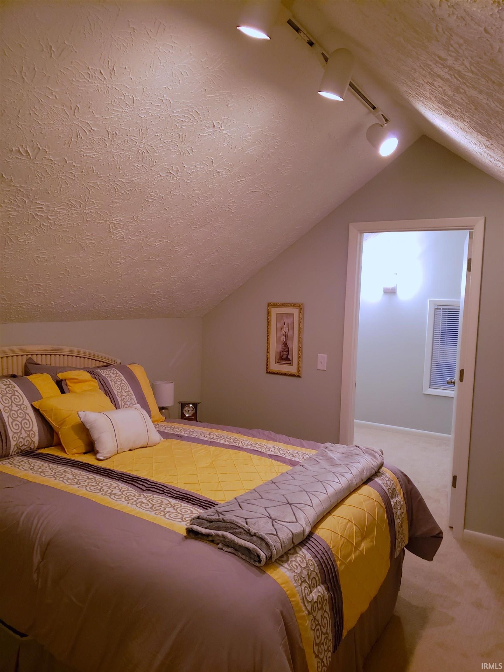 Bloomington, Indiana, 47408, United States, 2 Bedrooms Bedrooms, ,5 BathroomsBathrooms,Residential,For Sale,2009264