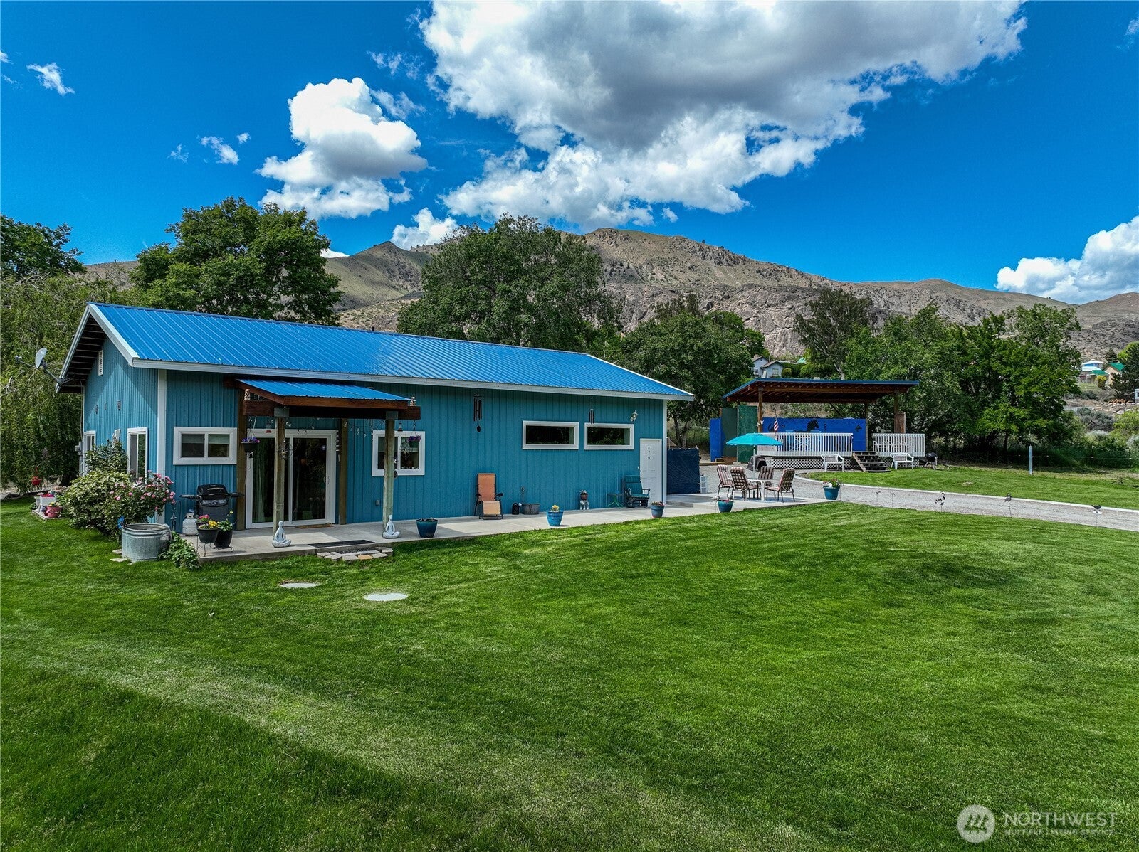 Chelan Falls, Washington, 98817, United States, 1 Bedroom Bedrooms, ,1 BathroomBathrooms,Residential,For Sale,1828092