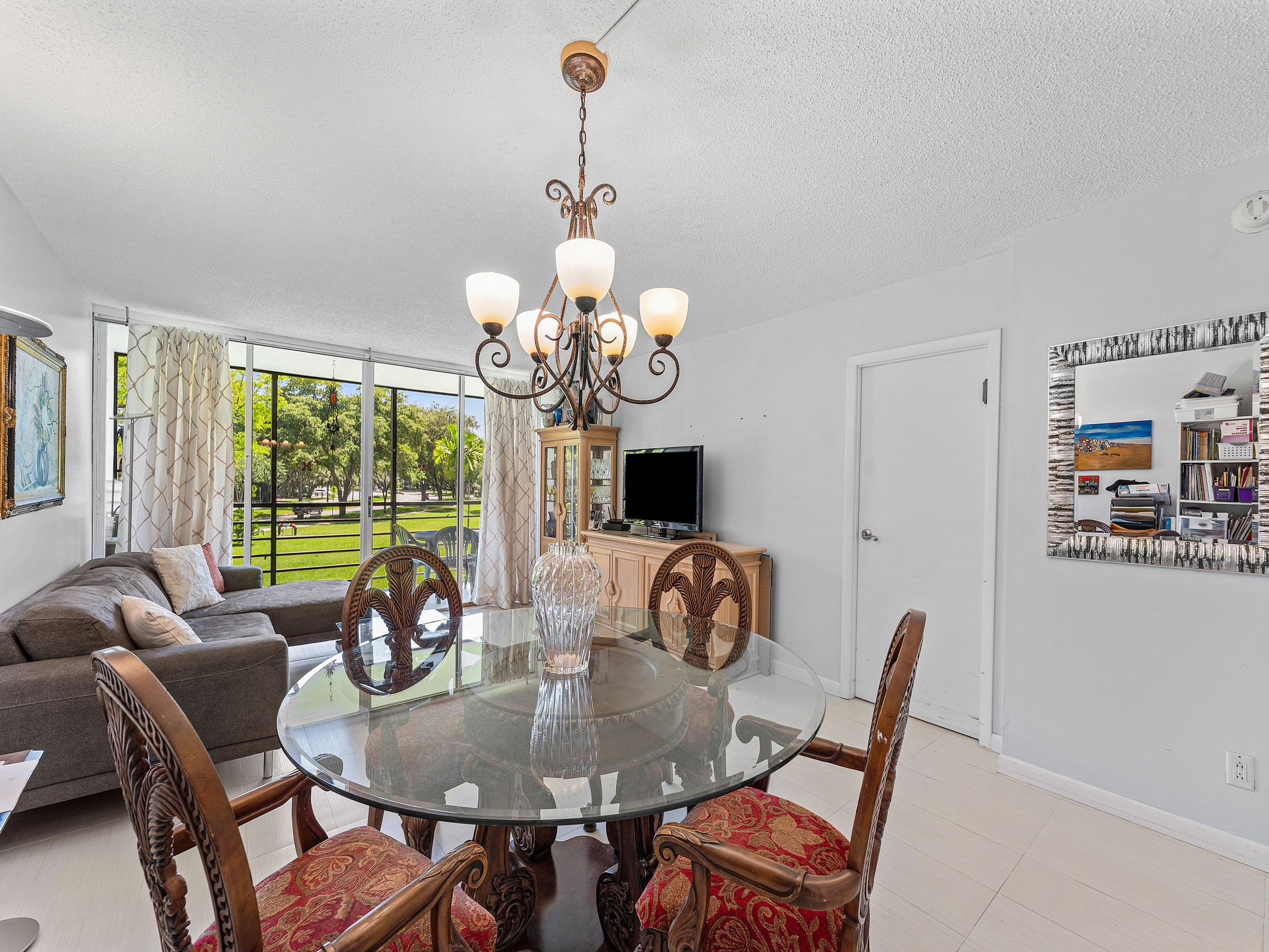  20500 W Country Club Drive, Aventura, FL, 33180 - 物件實景