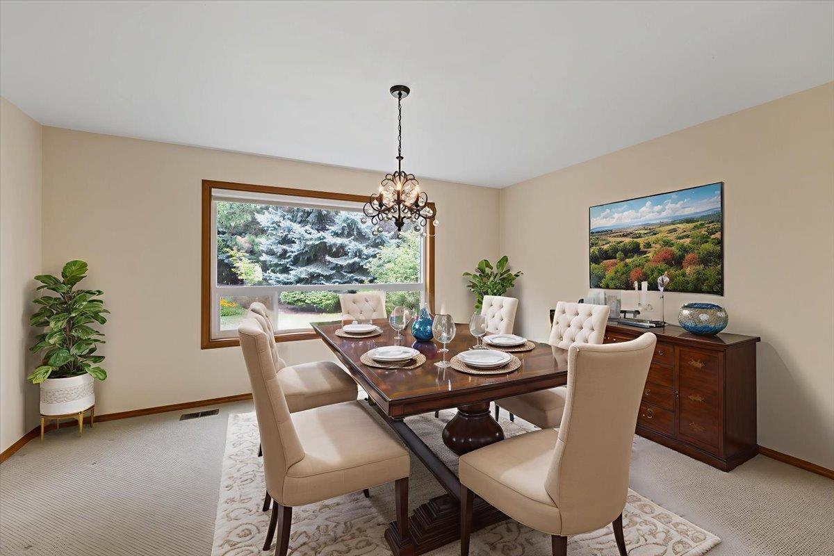 Spokane, Washington, 99223, United States, 4 Bedrooms Bedrooms, ,3 BathroomsBathrooms,Residential,For Sale,1950808