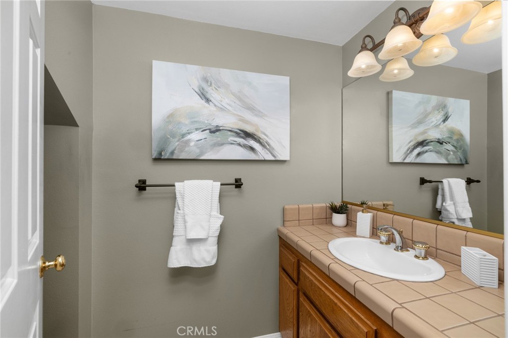 Monrovia, California, 91016, United States, 4 Bedrooms Bedrooms, ,3 BathroomsBathrooms,Residential,For Sale,1994372