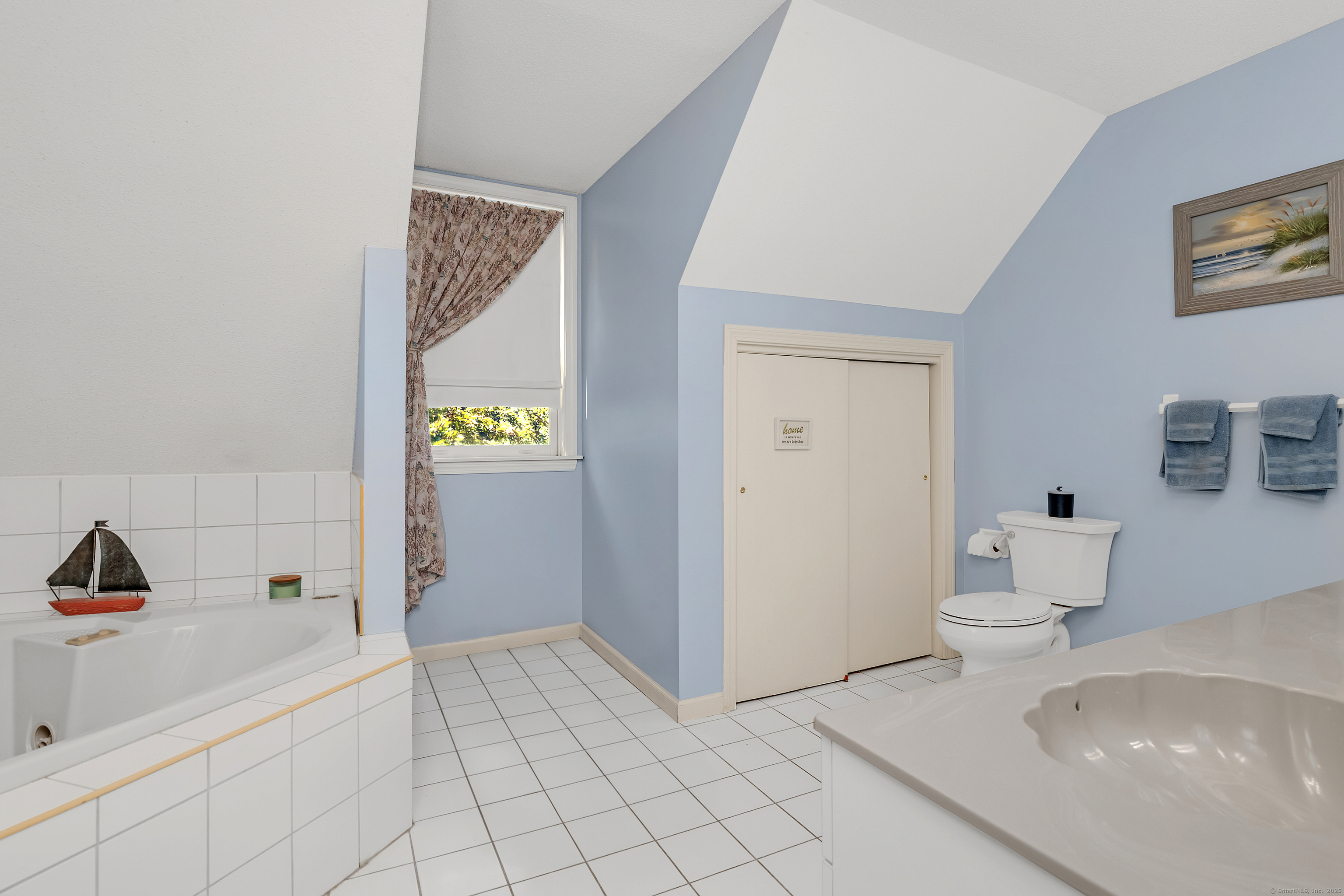 South Windsor, Connecticut, 06074, United States, 3 Bedrooms Bedrooms, ,4 BathroomsBathrooms,Residential,For Sale,1912297