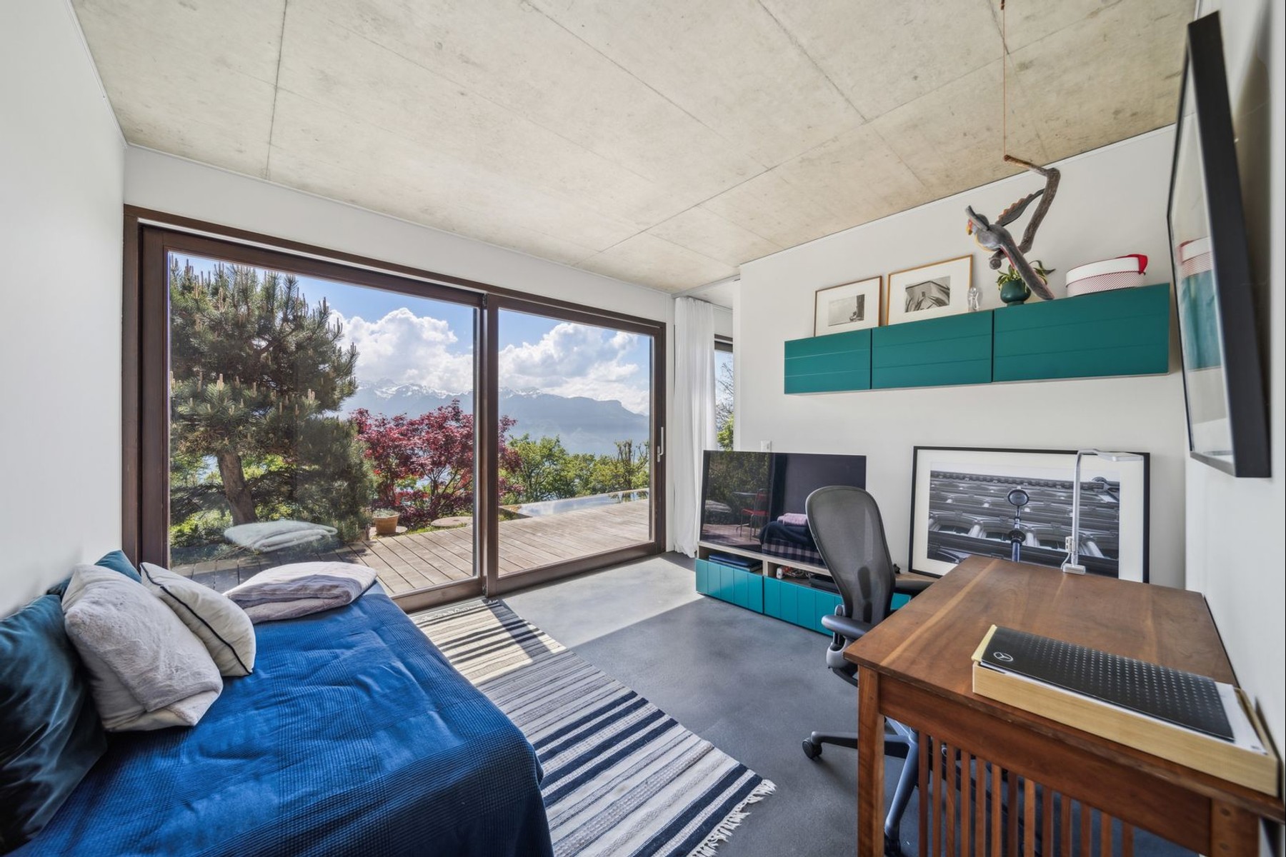  Unique - Contemporary design between the sky and the lake - 物件實景
