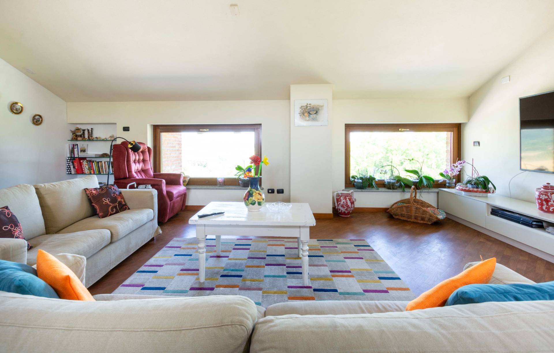 Altavilla Monferrato, Alessandria, 15041, IT, 5 Bedrooms Bedrooms, ,4 BathroomsBathrooms,Residential,For Sale,1857844