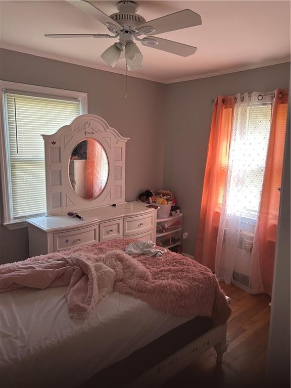 Huntington Station, New York, 11746, United States, 5 Bedrooms Bedrooms, ,2 BathroomsBathrooms,Residential,For Sale,1980948