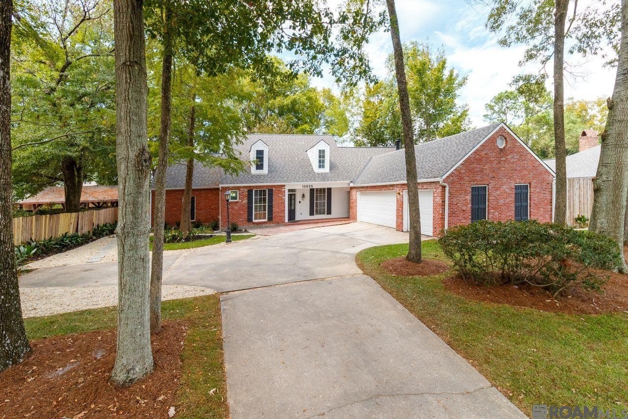 Baton Rouge, Louisiana, 70817, United States, 5 Bedrooms Bedrooms, ,4 BathroomsBathrooms,Residential,For Sale,1984389