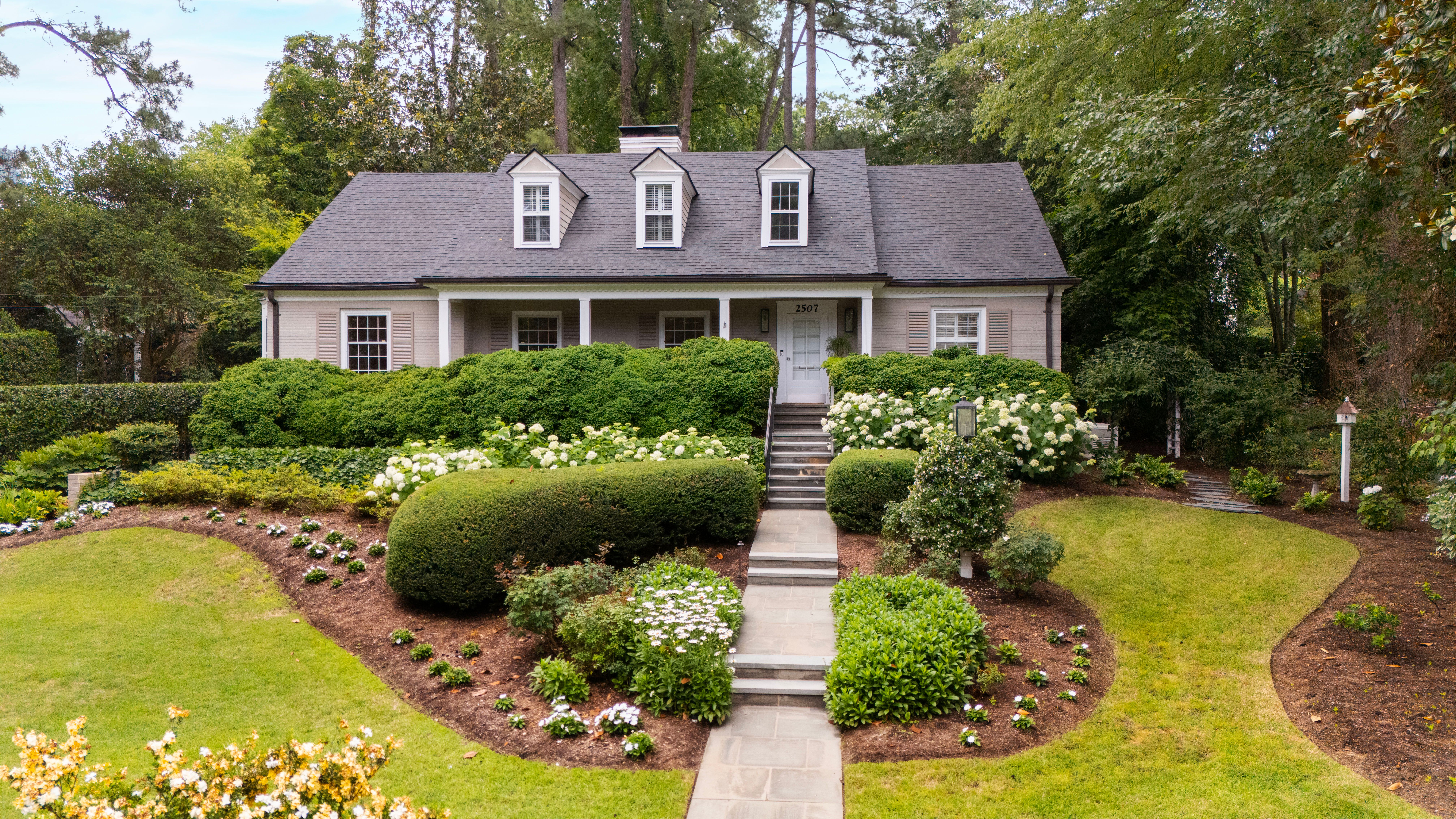  2507 Sanderson Drive, Raleigh, NC 27608 - 物件實景